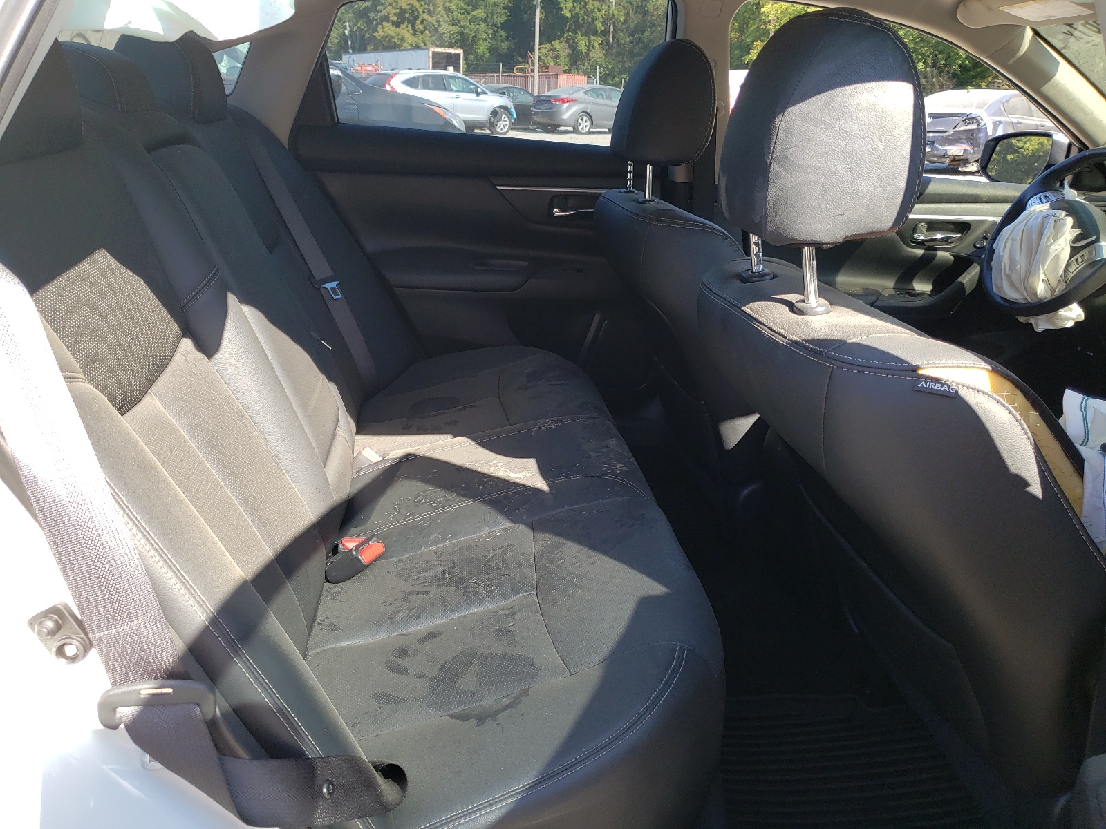 Photo 6 from auction – 2017 NISSAN ALTIMA 2.5 with VIN 1N4AL3AP4HC213008