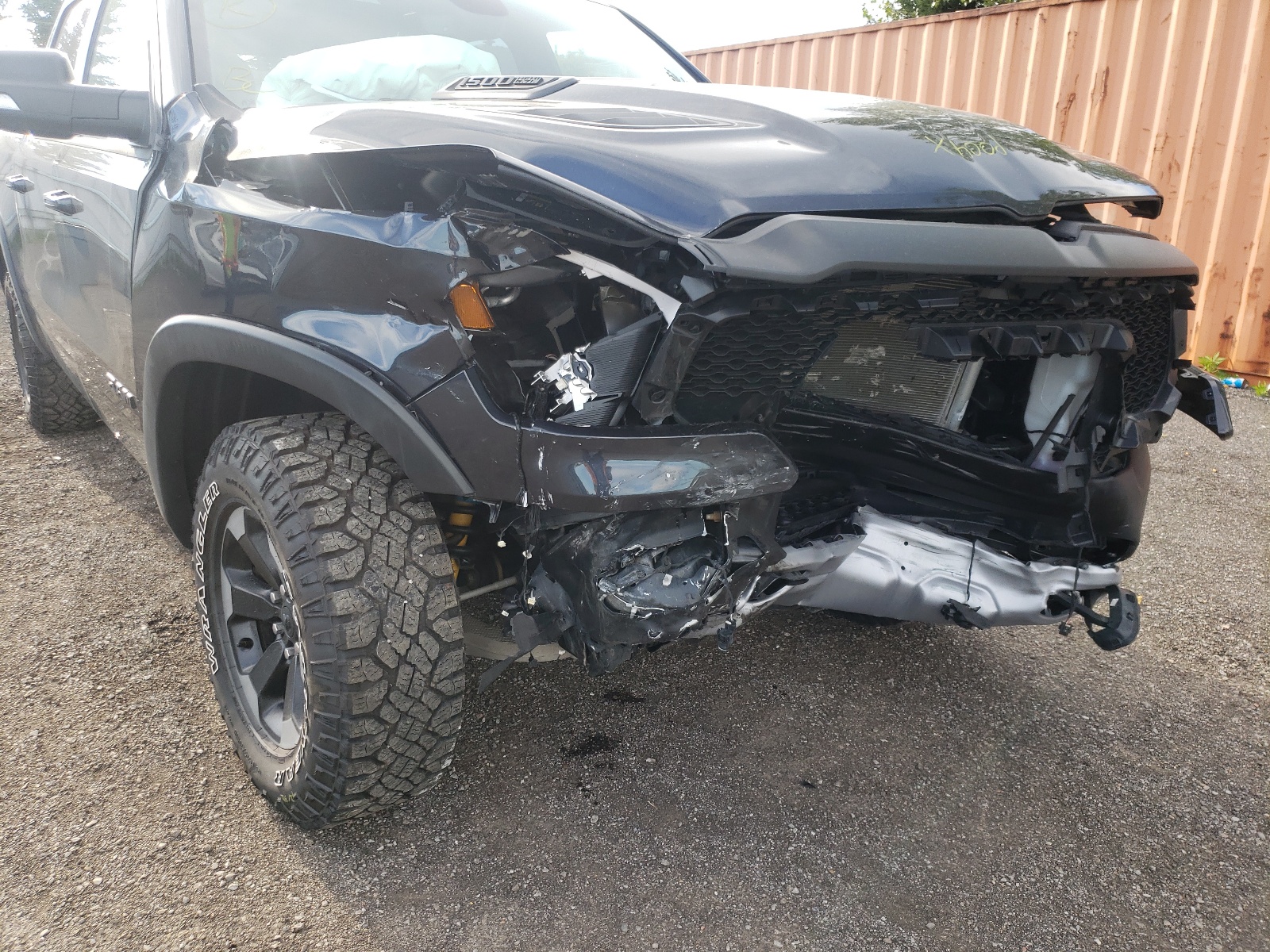 Photo 9 from auction – 2019 RAM 1500 REBEL with VIN 1C6SRFLT6KN820068