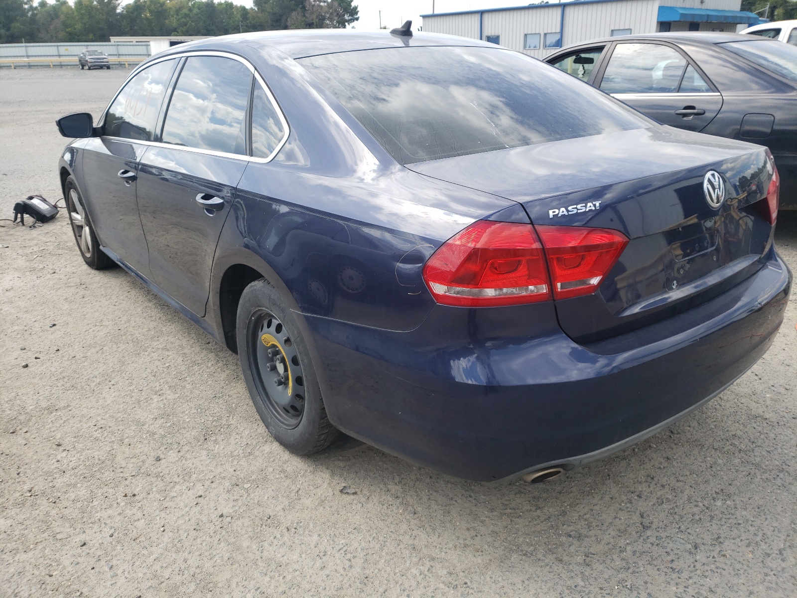 Photo 3 from auction – 2013 VOLKSWAGEN PASSAT SE with VIN 1VWBH7A33DC079796