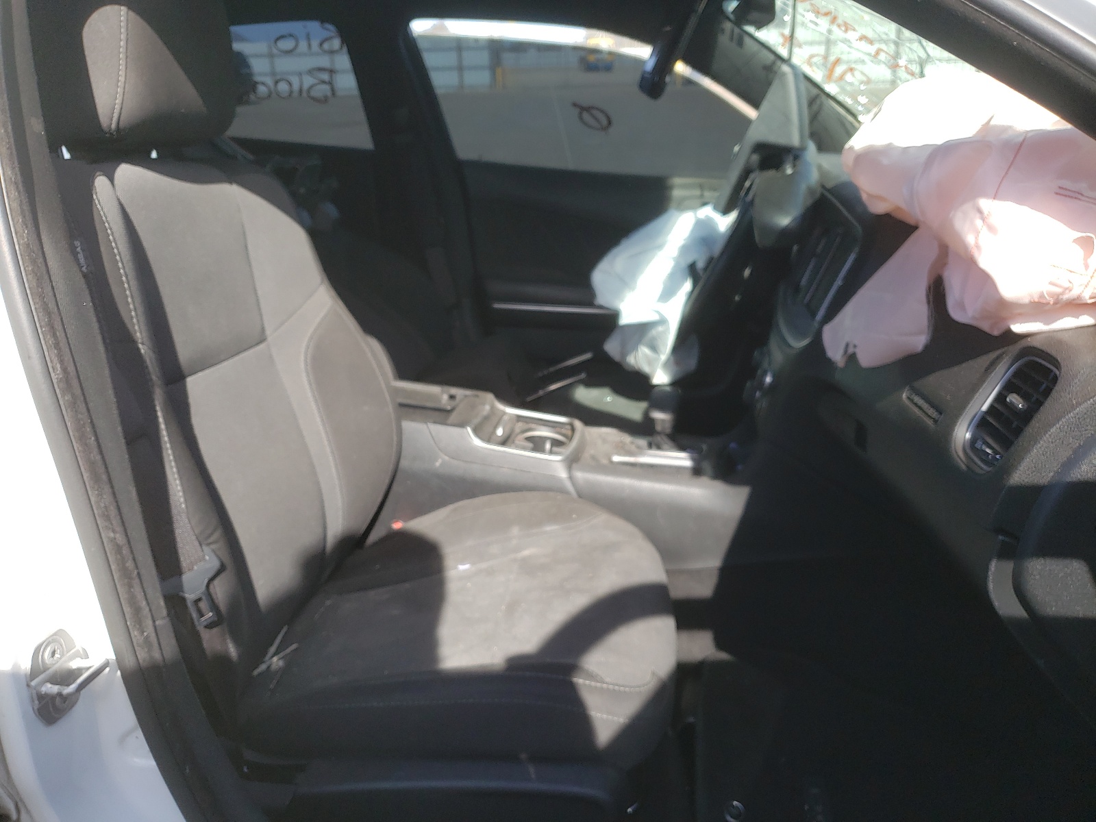 Photo 5 from auction – 2015 DODGE CHARGER SX with VIN 2C3CDXHG0FH896112