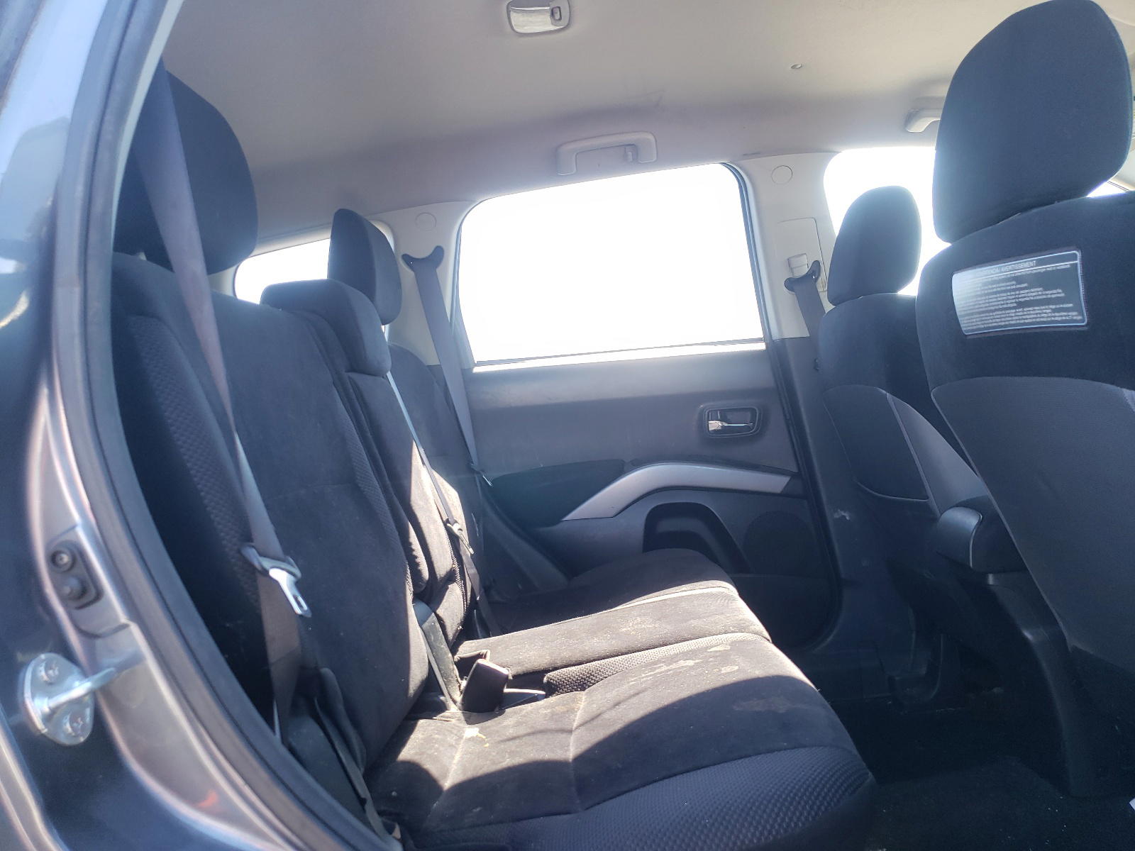 Photo 6 from auction – 2011 MITSUBISHI OUTLANDER with VIN JA4AS2AW5BU021297