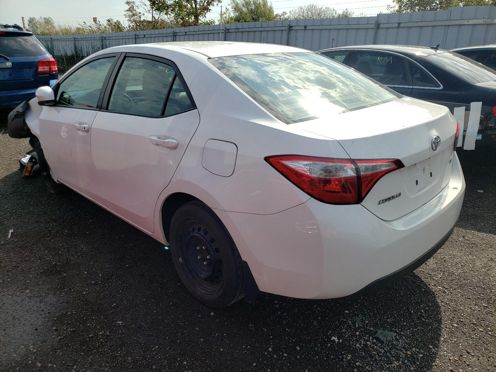 Photo 3 from auction – 2014 TOYOTA COROLLA L with VIN 2T1BURHE3EC013629