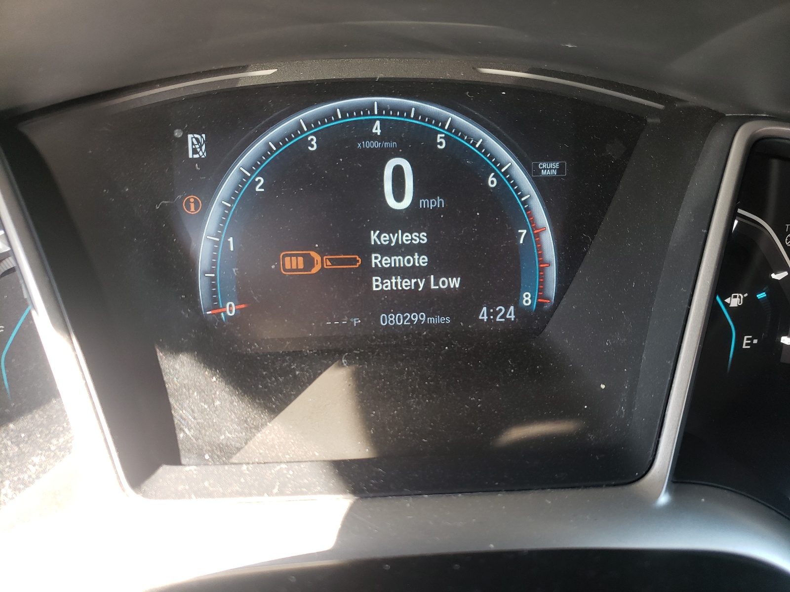 Zdjęcie 8 z aukcji – 2017 HONDA CIVIC EX z VIN 19XFC2F79HE004813