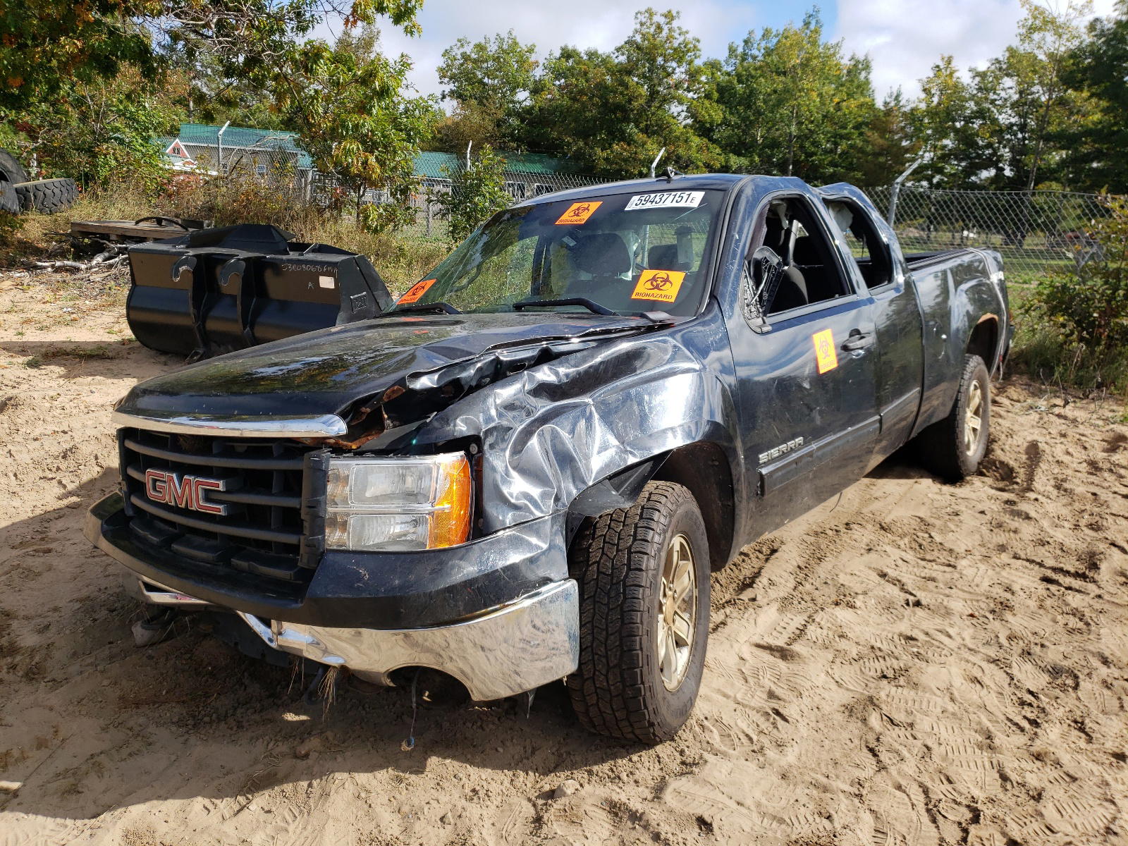 Photo 2 from auction – 2011 GMC SIERRA K15 with VIN 1GTR2VE32BZ235211