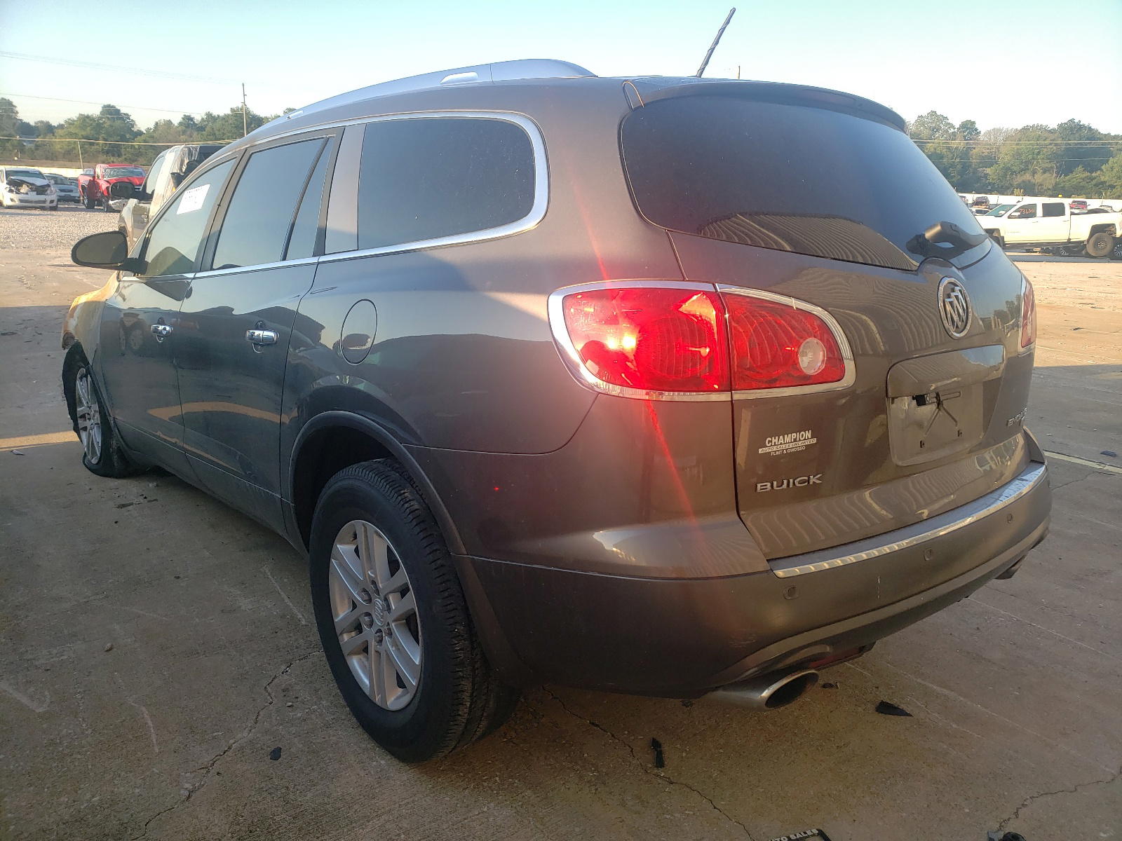 Photo 3 from auction – 2008 BUICK ENCLAVE CX with VIN 5GAER13768J218350