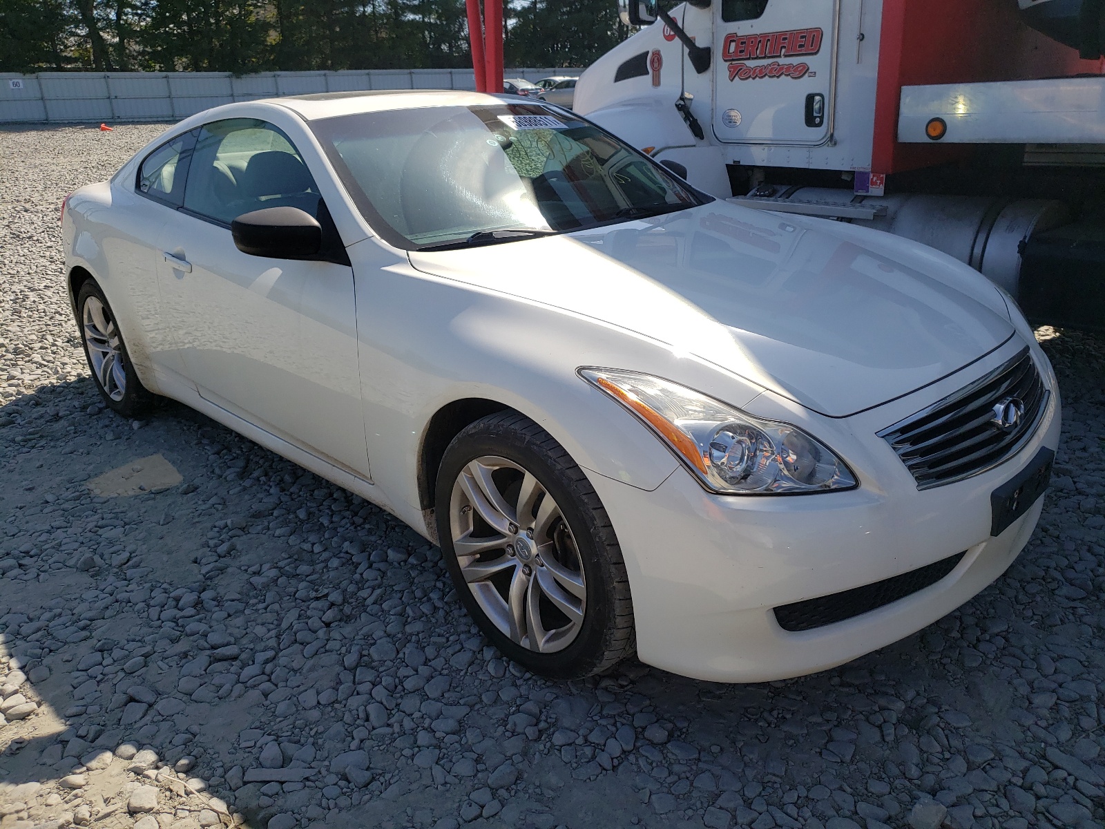 INFINITI G37 2009 with VIN JNKCV64F59M651483 - Photo from auction