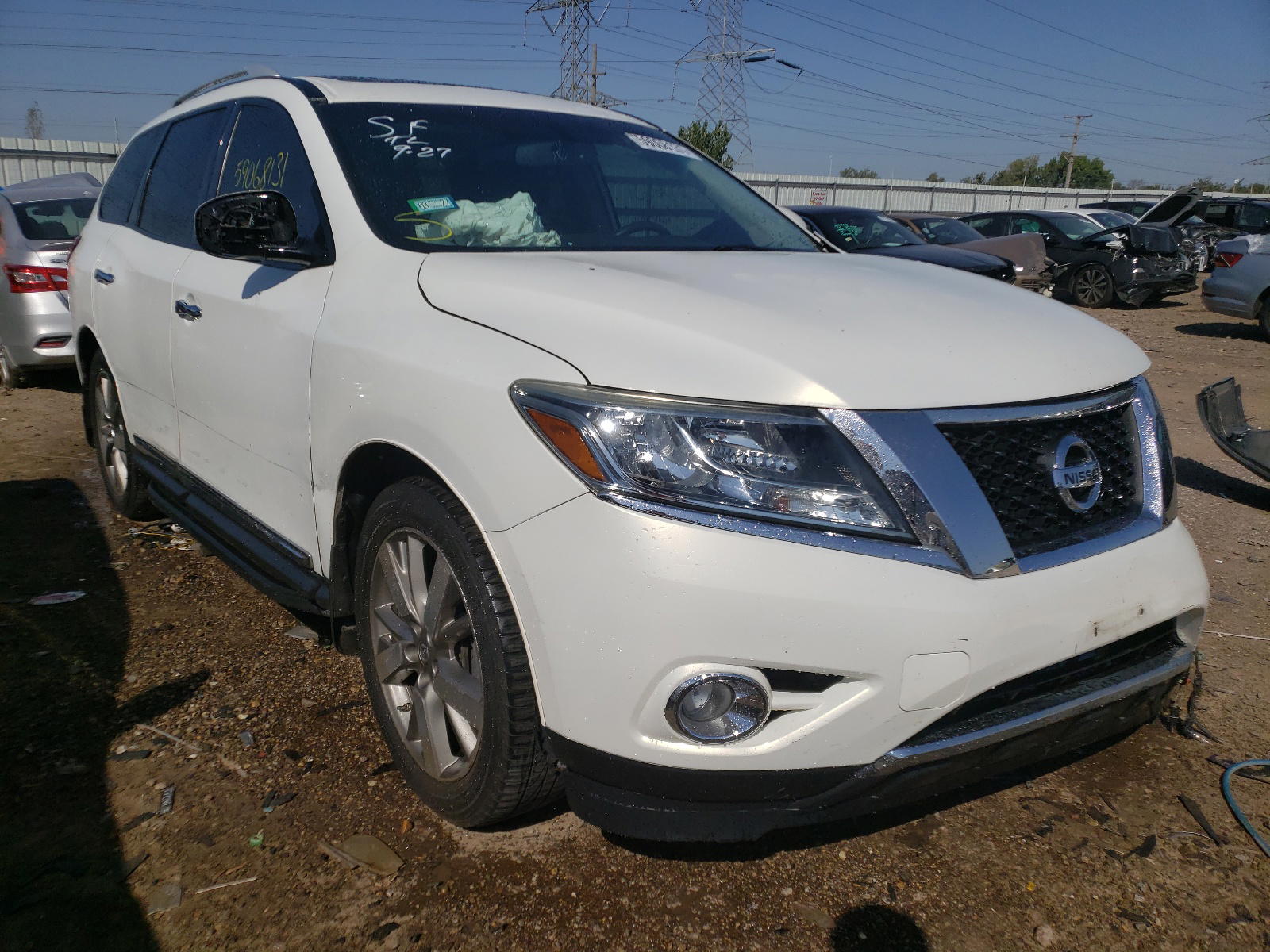 NISSAN PATHFINDER 2014 with VIN 5N1AR2MM3EC683932 - Photo from auction