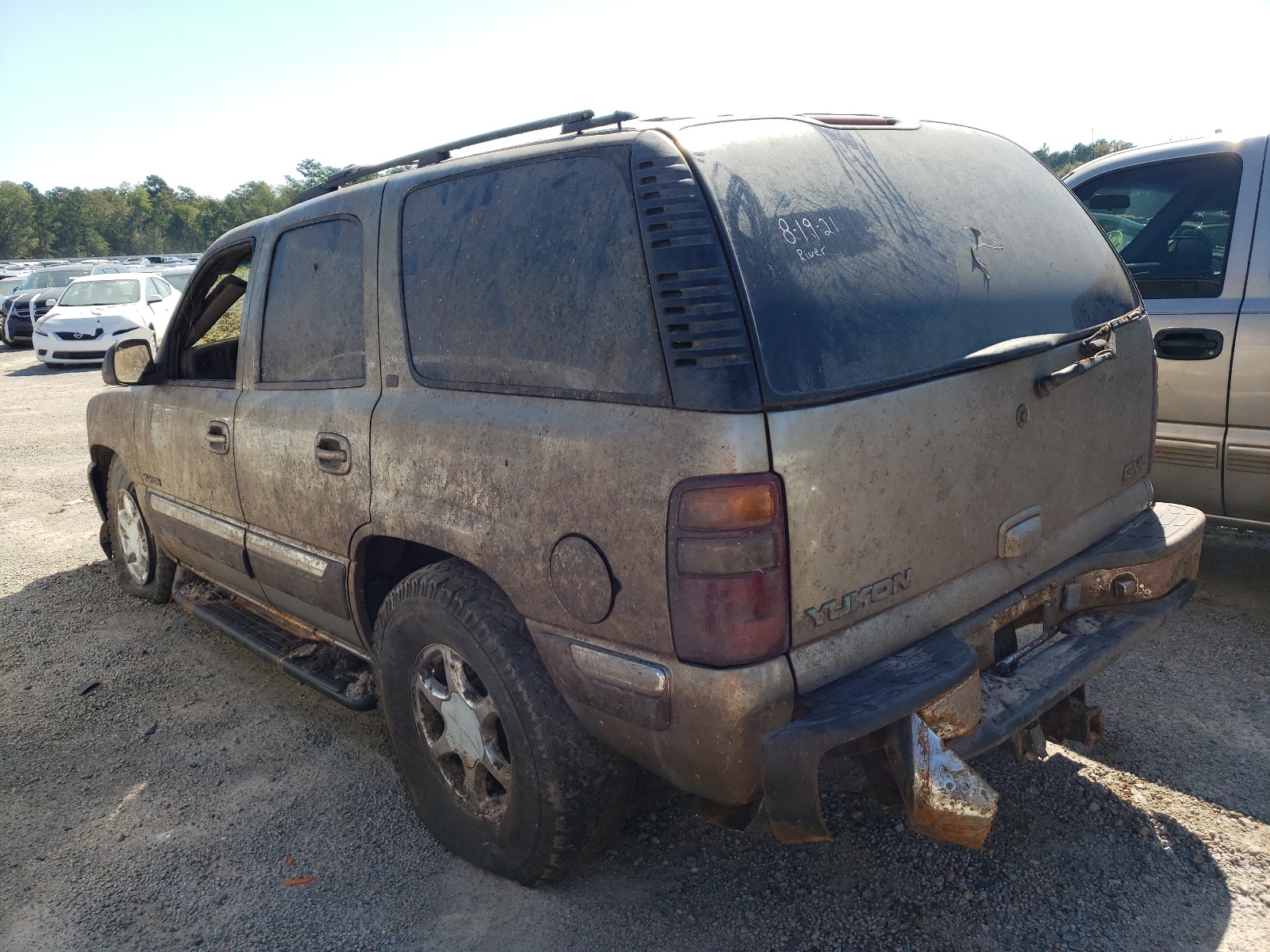 Photo 3 from auction – 2000 GMC YUKON with VIN 1GKEK13T8YJ164554