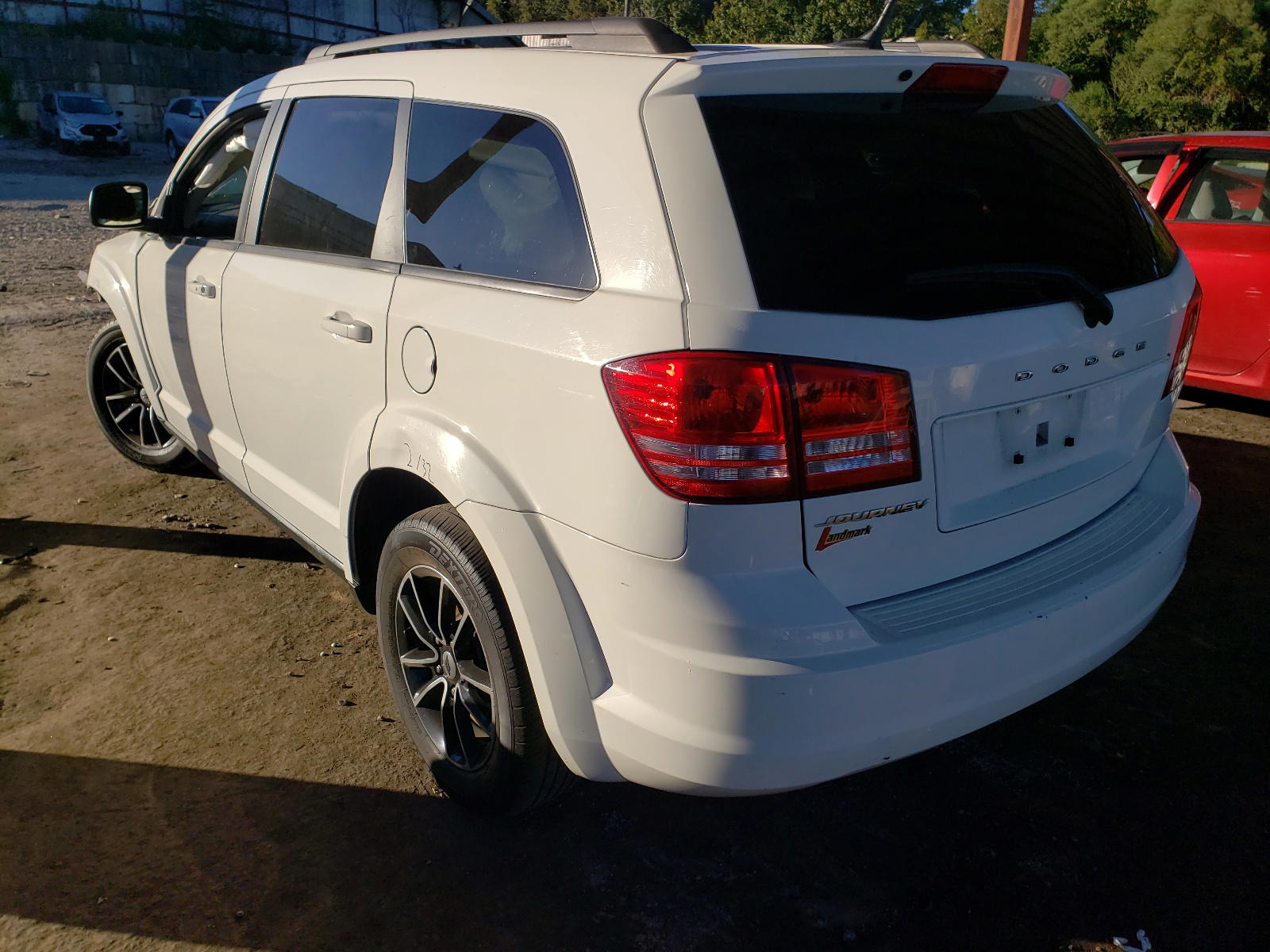 Photo 3 from auction – 2018 DODGE JOURNEY SE with VIN 3C4PDCAB7JT309800