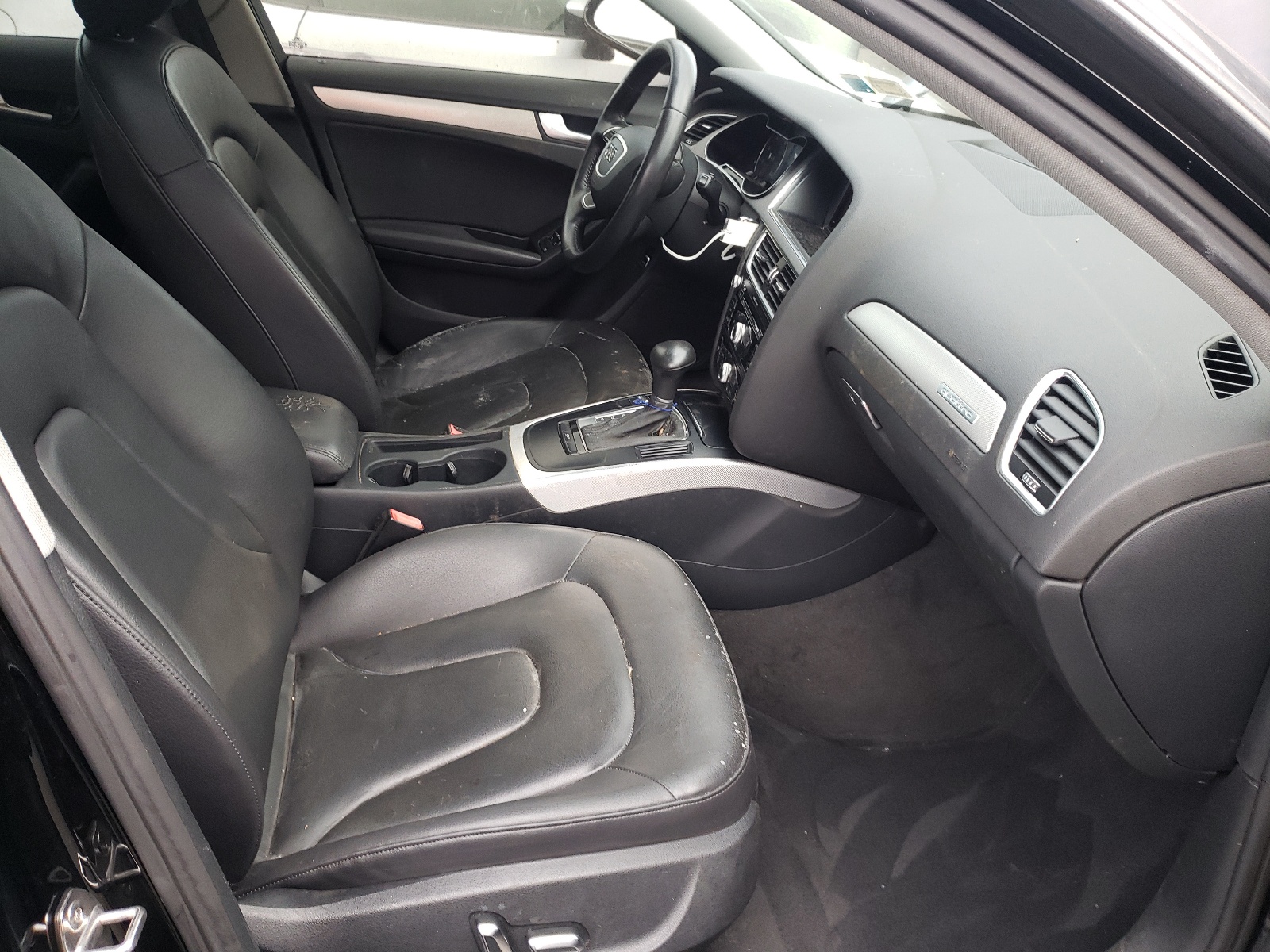 Foto 5 de la subasta – 2014 AUDI A4 PREMIUM con VIN WAUBFAFL7EN001183