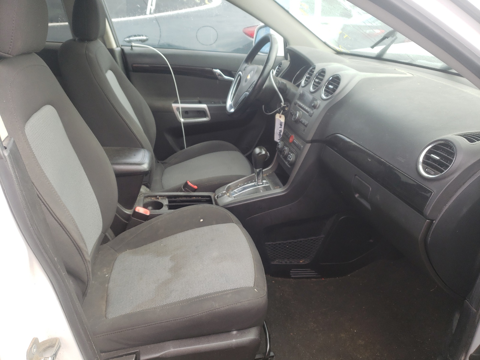 Photo 5 from auction – 2013 CHEVROLET CAPTIVA LS with VIN 3GNAL2EKXDS622600