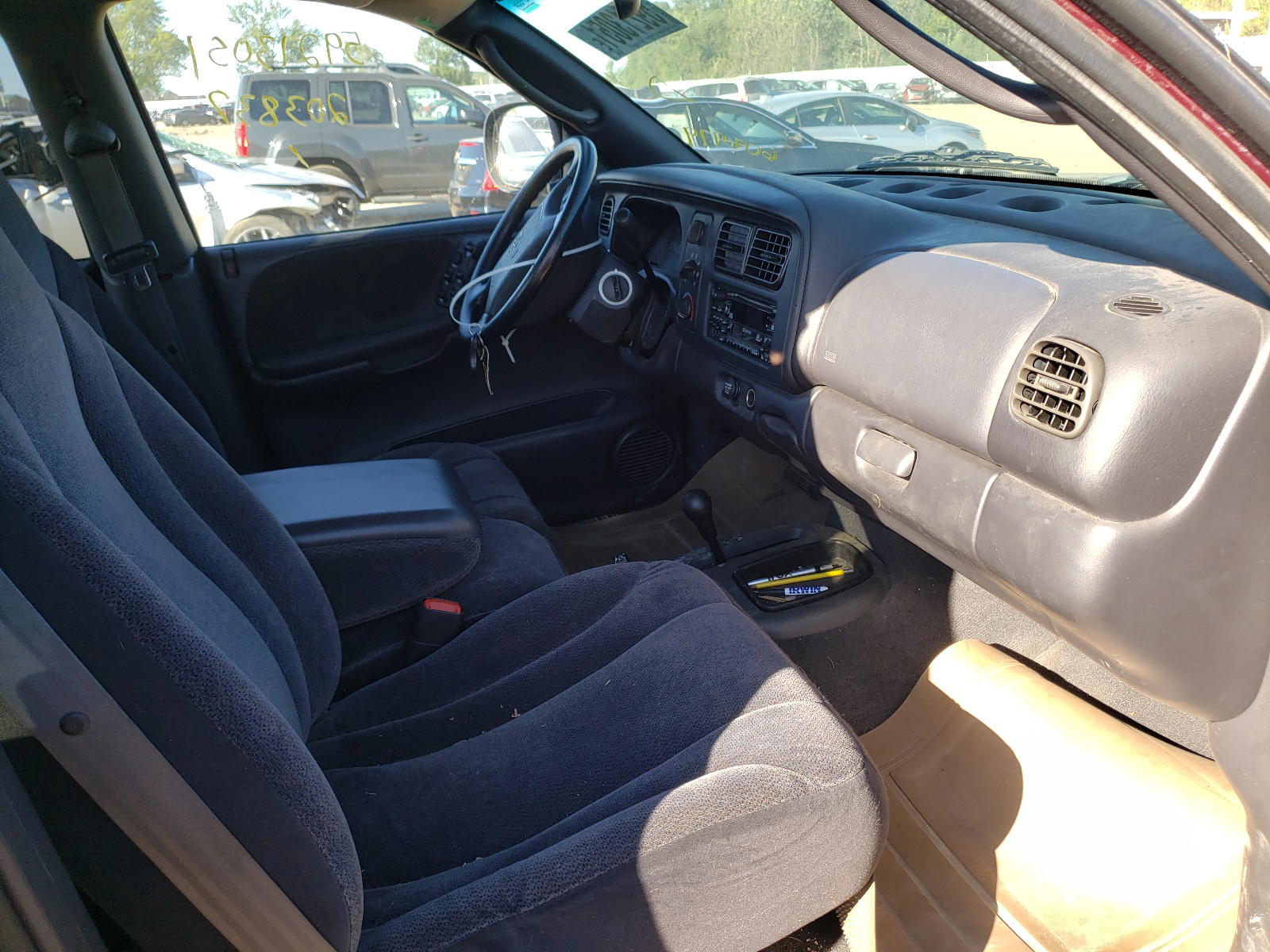 Photo 5 from auction – 2000 DODGE DAKOTA QUA with VIN 1B7GG2AN1YS608979