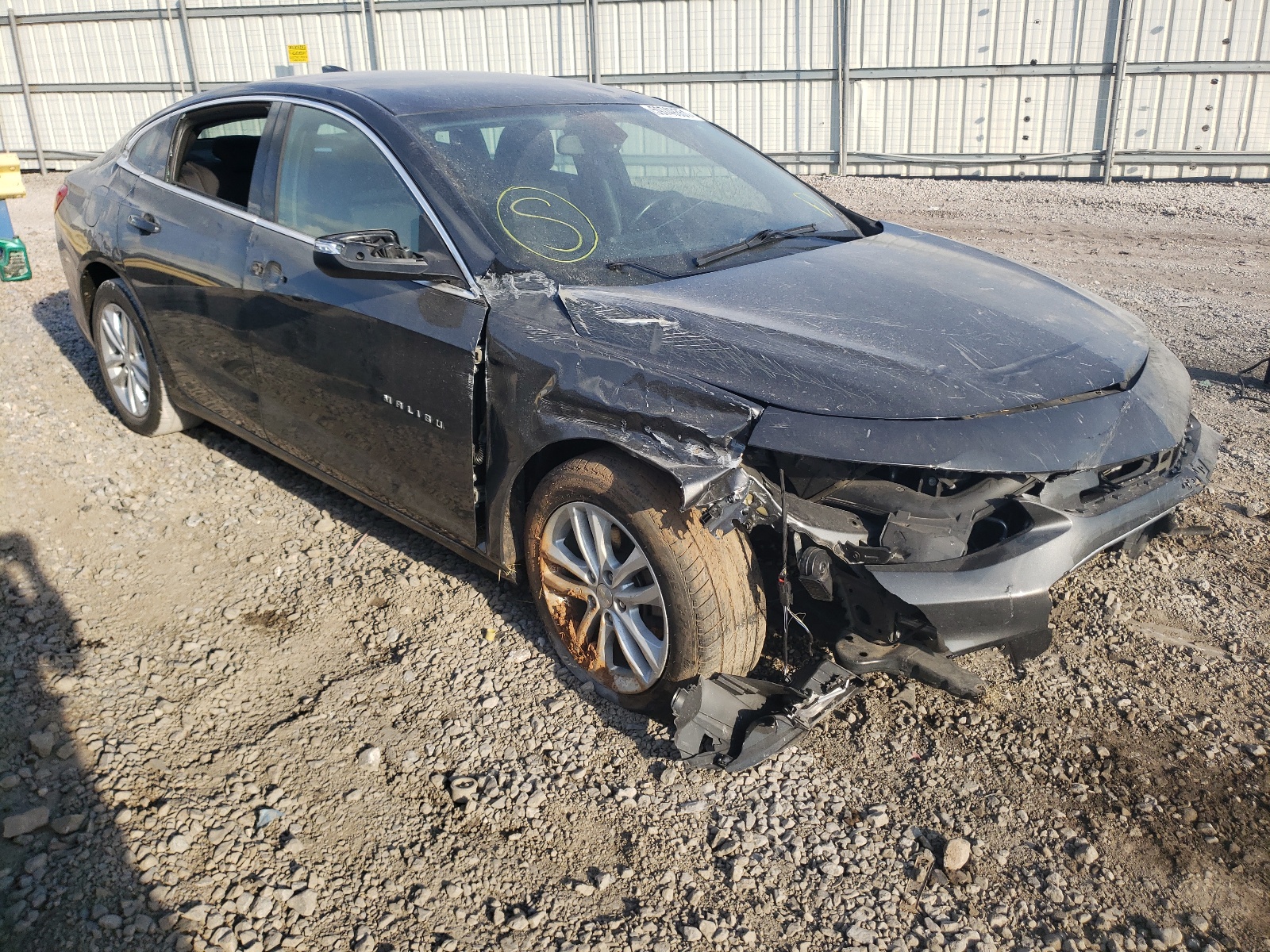 Photo 1 from auction – 2017 CHEVROLET MALIBU LT with VIN 1G1ZE5ST4HF196913