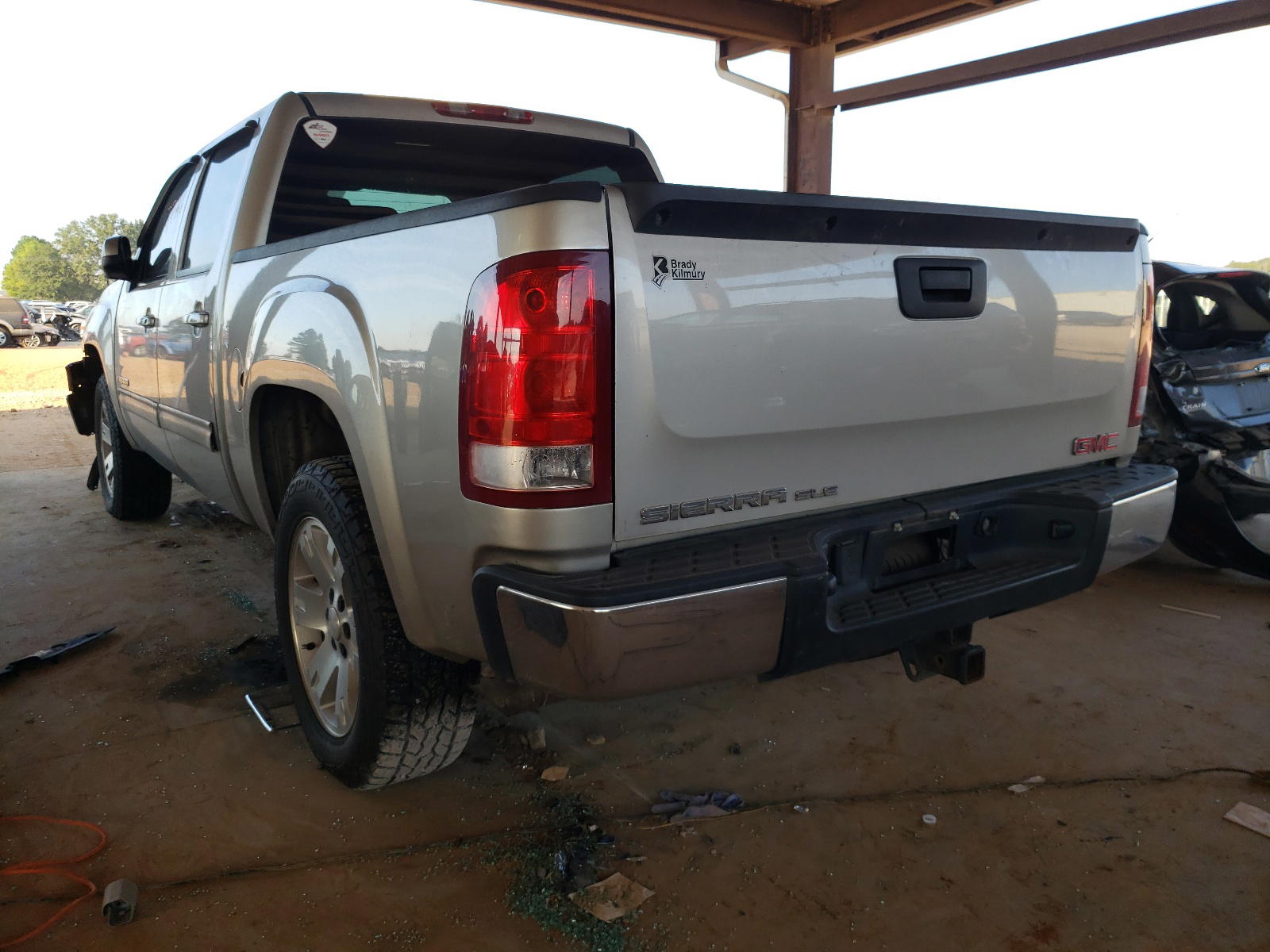 Photo 3 from auction – 2008 GMC SIERRA C15 with VIN 2GTEC13J881212474
