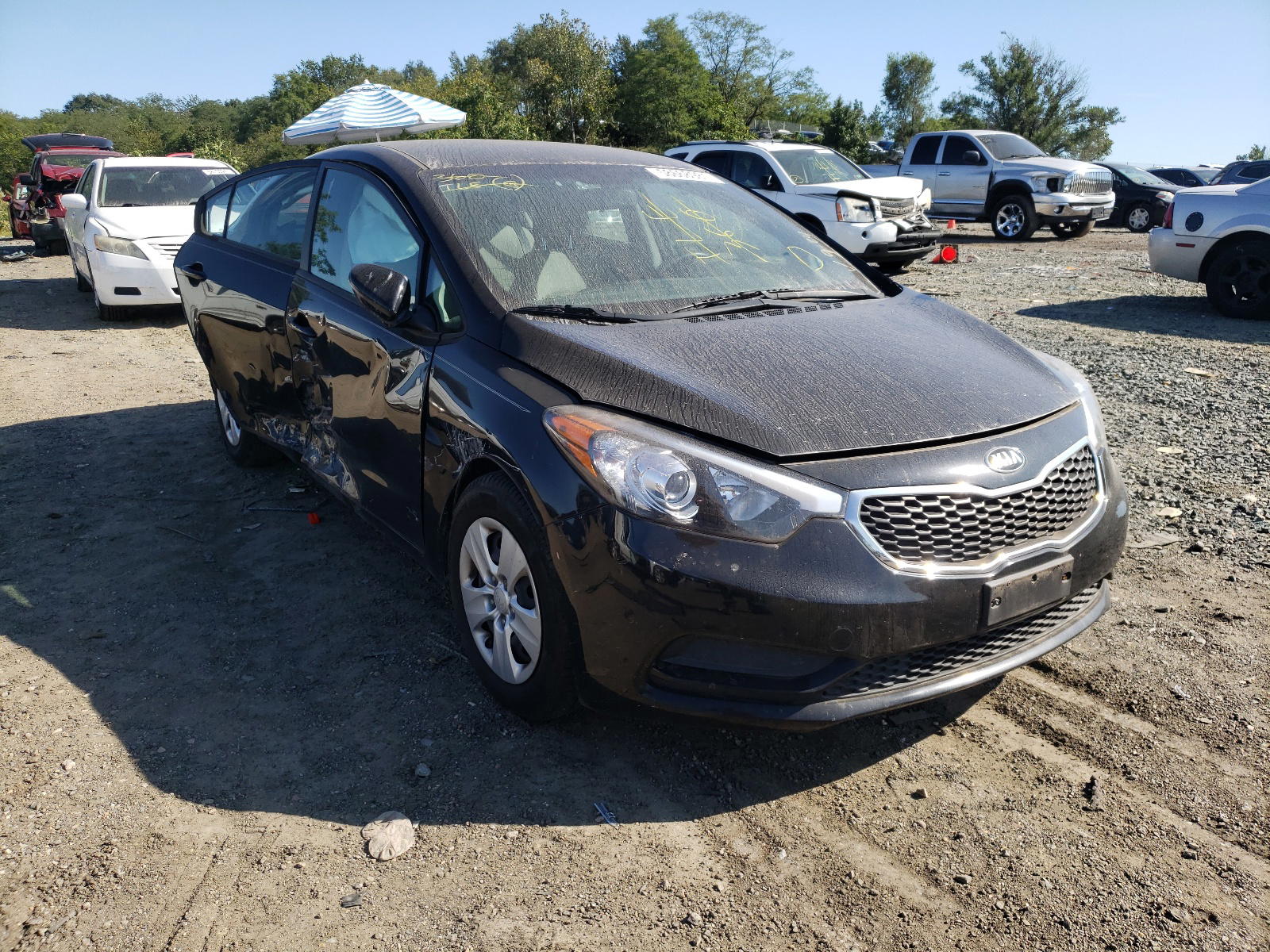 KIA FORTE LX 2015 with VIN KNAFX4A64F5263083 - Photo from auction