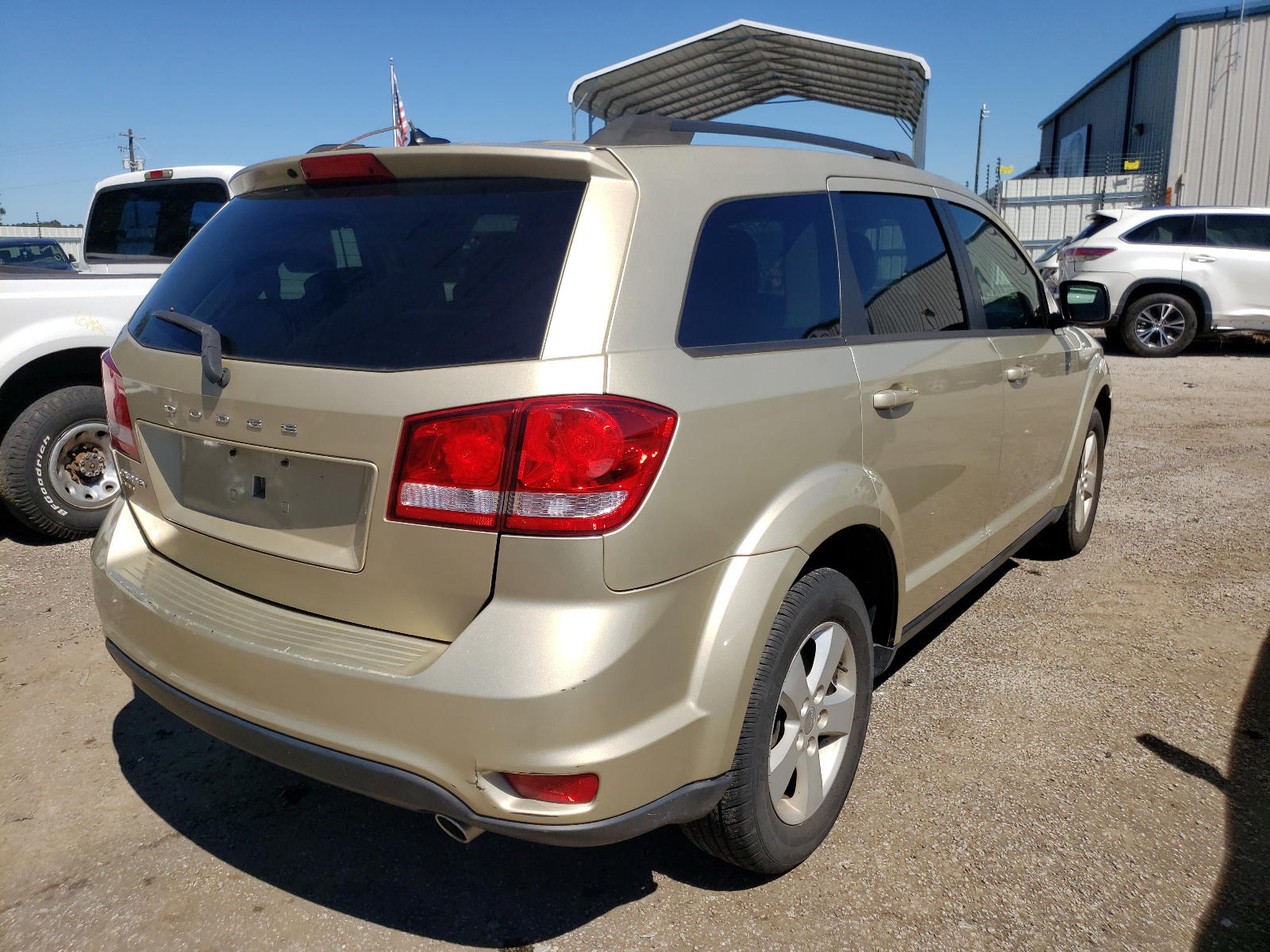 Photo 4 from auction – 2011 DODGE JOURNEY MA with VIN 3D4PH1FG8BT567907