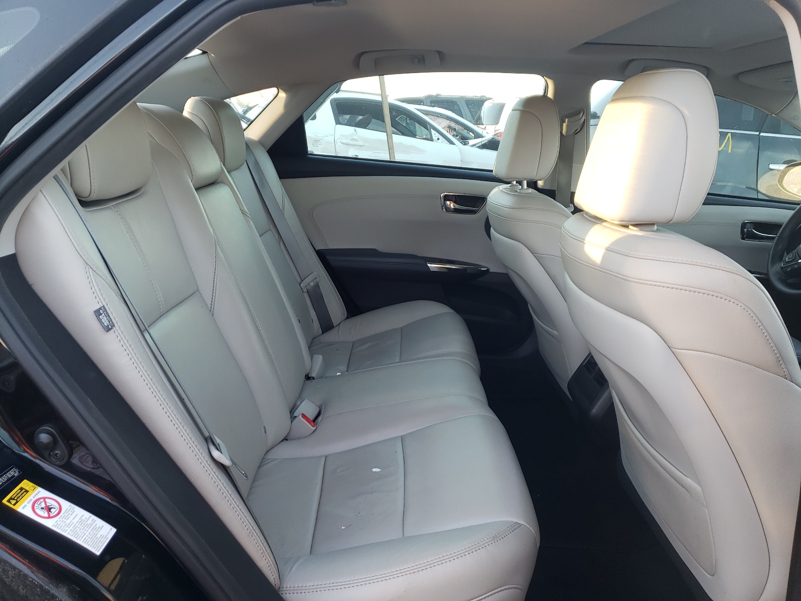 Photo 6 from auction – 2015 TOYOTA AVALON HYB with VIN 4T1BD1EB7FU038755