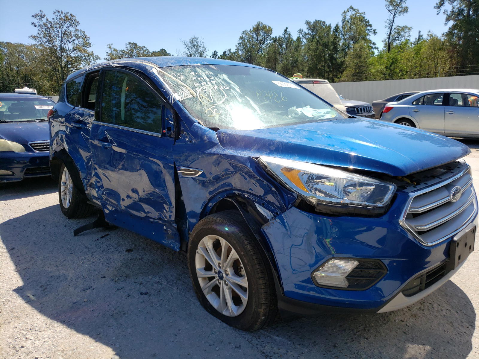 Photo 9 from auction – 2019 FORD ESCAPE SE with VIN 1FMCU0GD6KUC45936