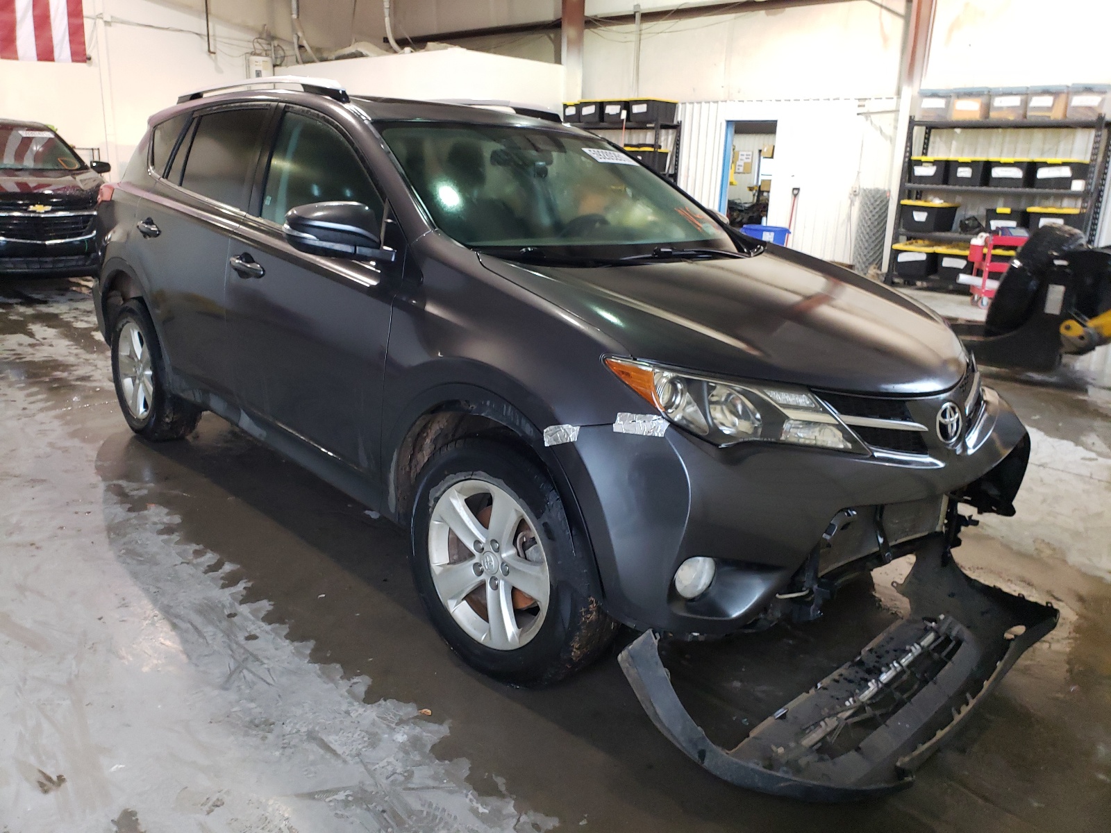 Photo 1 from auction – 2014 TOYOTA RAV4 XLE with VIN 2T3RFREV1EW198198