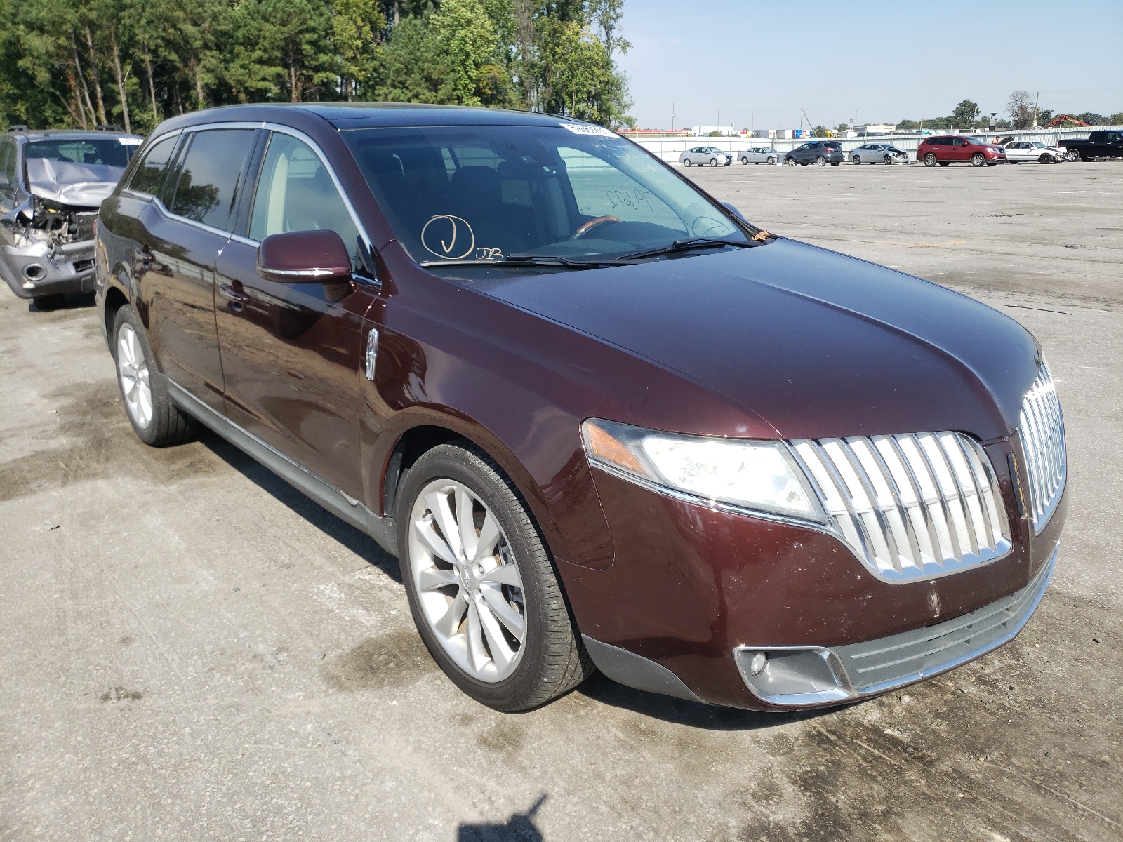 Photo 1 from auction – 2010 LINCOLN MKT with VIN 2LMHJ5AT6ABJ25414