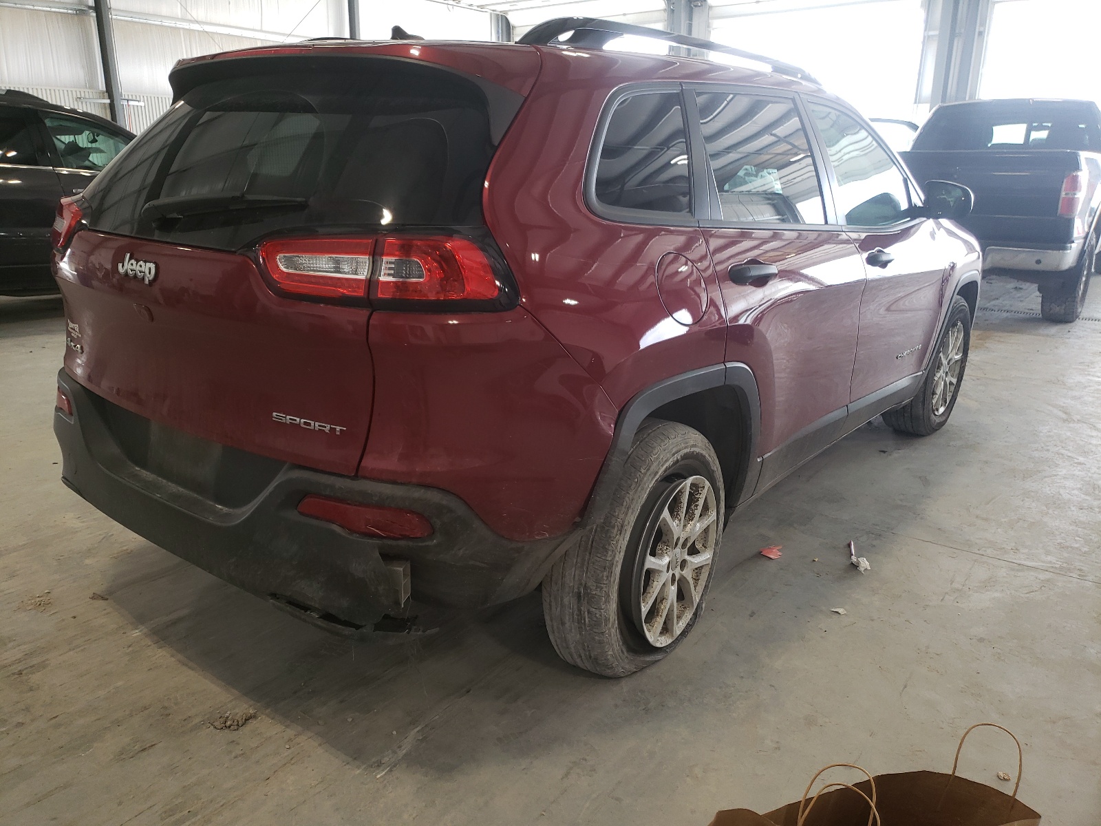 Photo 16 from auction – 2017 JEEP CHEROKEE S with VIN 1C4PJMAB2HW611319