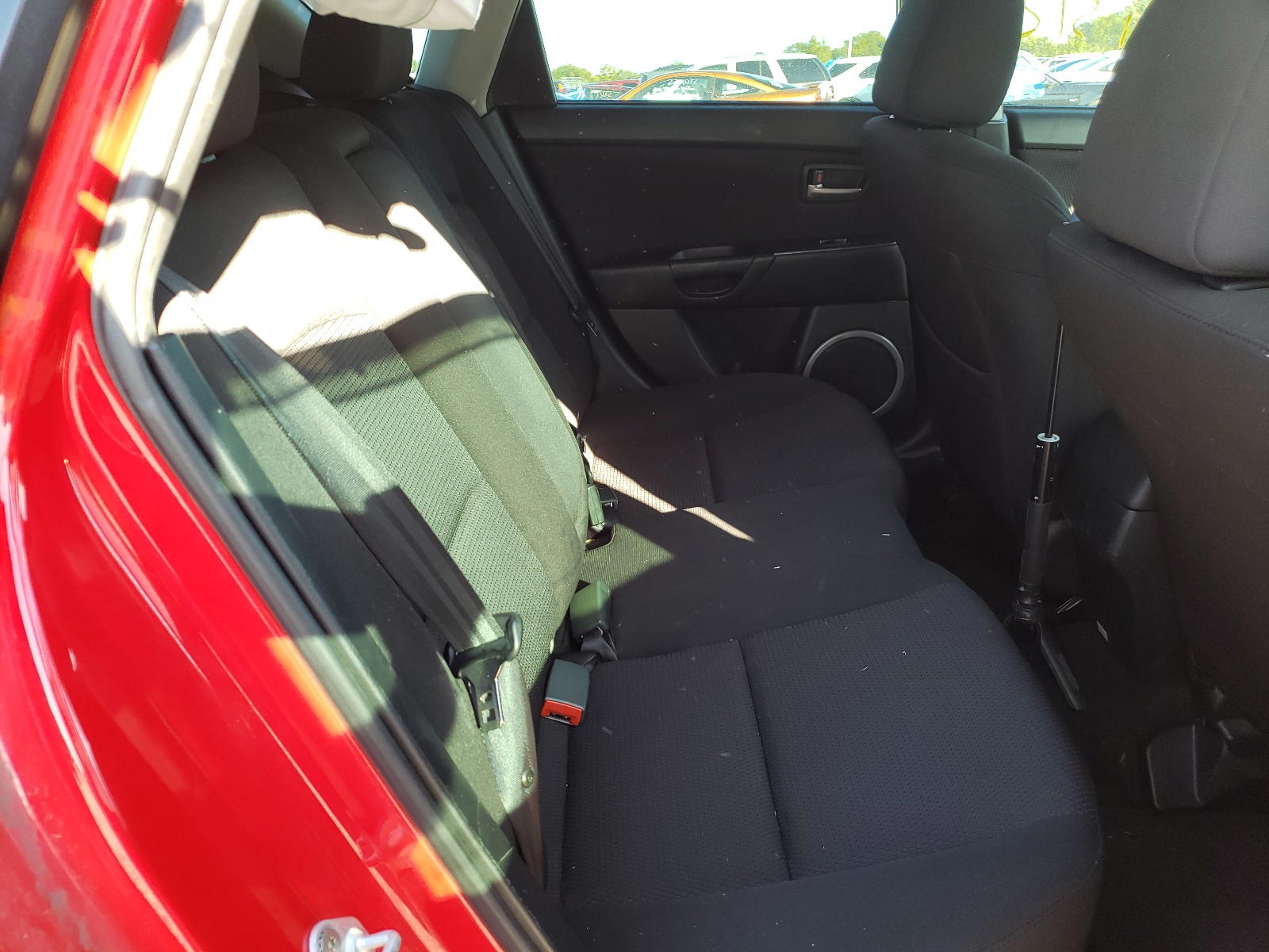 Photo 6 from auction – 2007 MAZDA 3 HATCHBAC with VIN JM1BK343X71668689