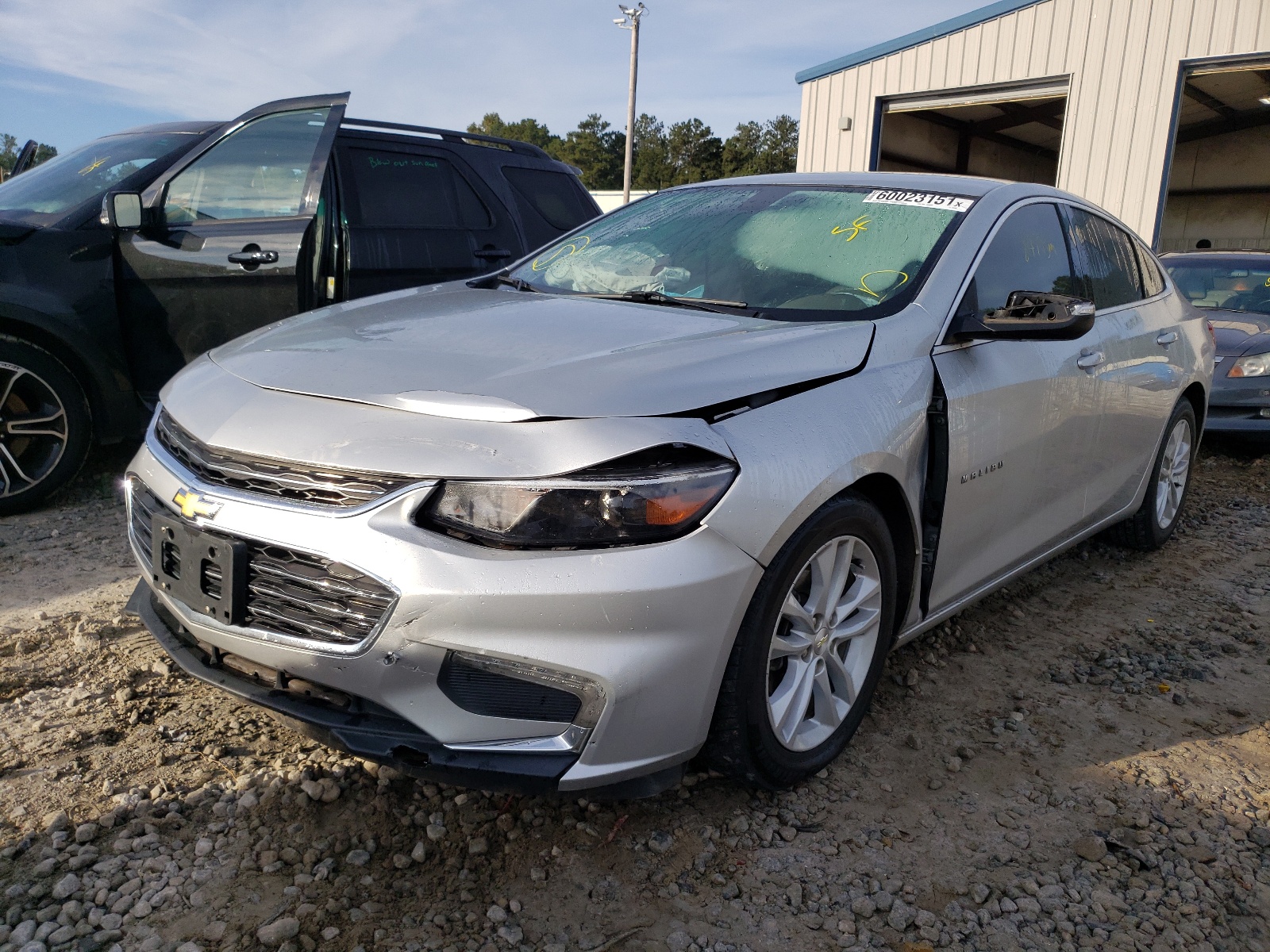 Photo 2 from auction – 2017 CHEVROLET MALIBU LT with VIN 1G1ZE5ST7HF142649