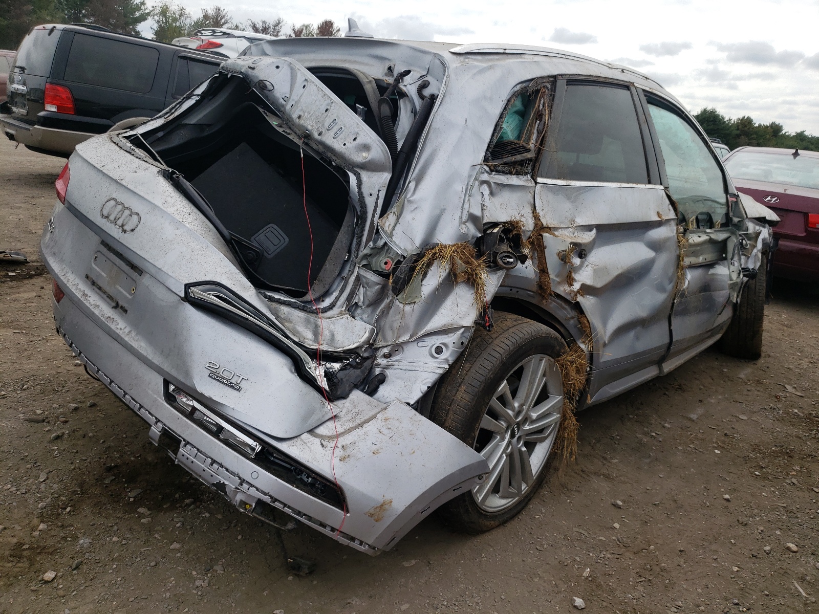 Photo 4 from auction – 2018 AUDI Q5 PREMIUM with VIN WA1BNAFY3J2002371