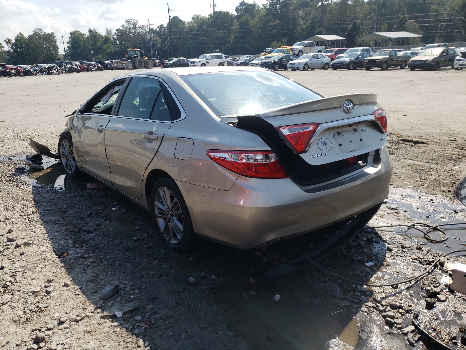 Photo 3 from auction – 2015 TOYOTA CAMRY LE with VIN 4T1BF1FK6FU498126