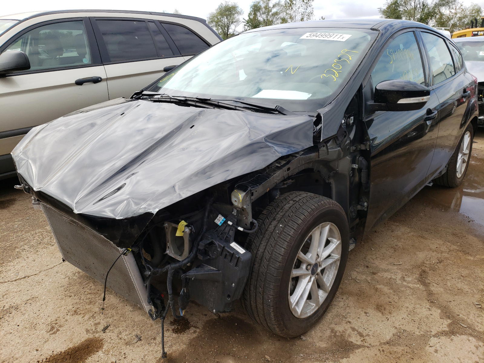 Photo 2 from auction – 2018 FORD FOCUS SE with VIN 1FADP3K28JL320329