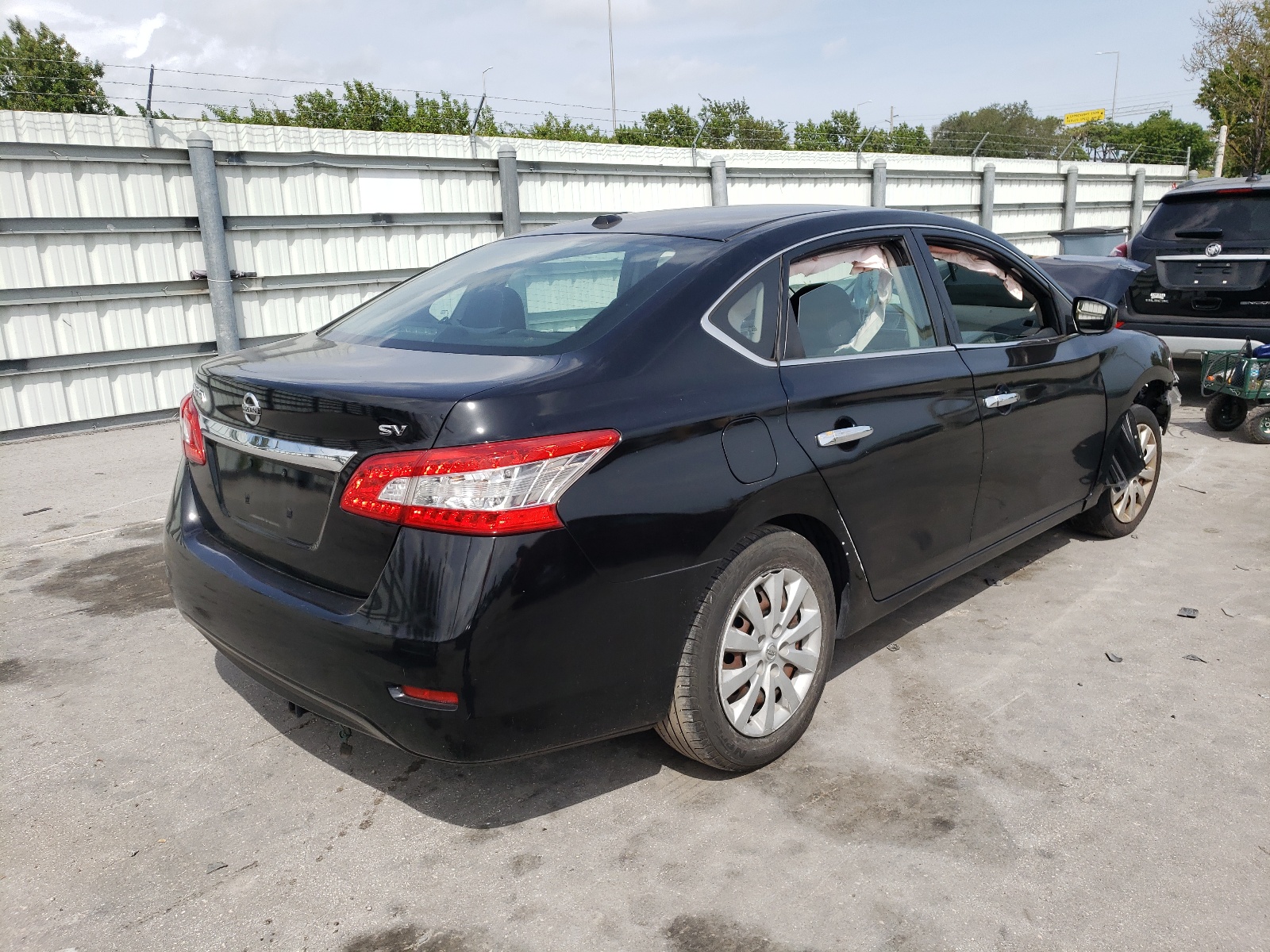 Photo 4 from auction – 2015 NISSAN SENTRA S with VIN 3N1AB7AP2FL634444