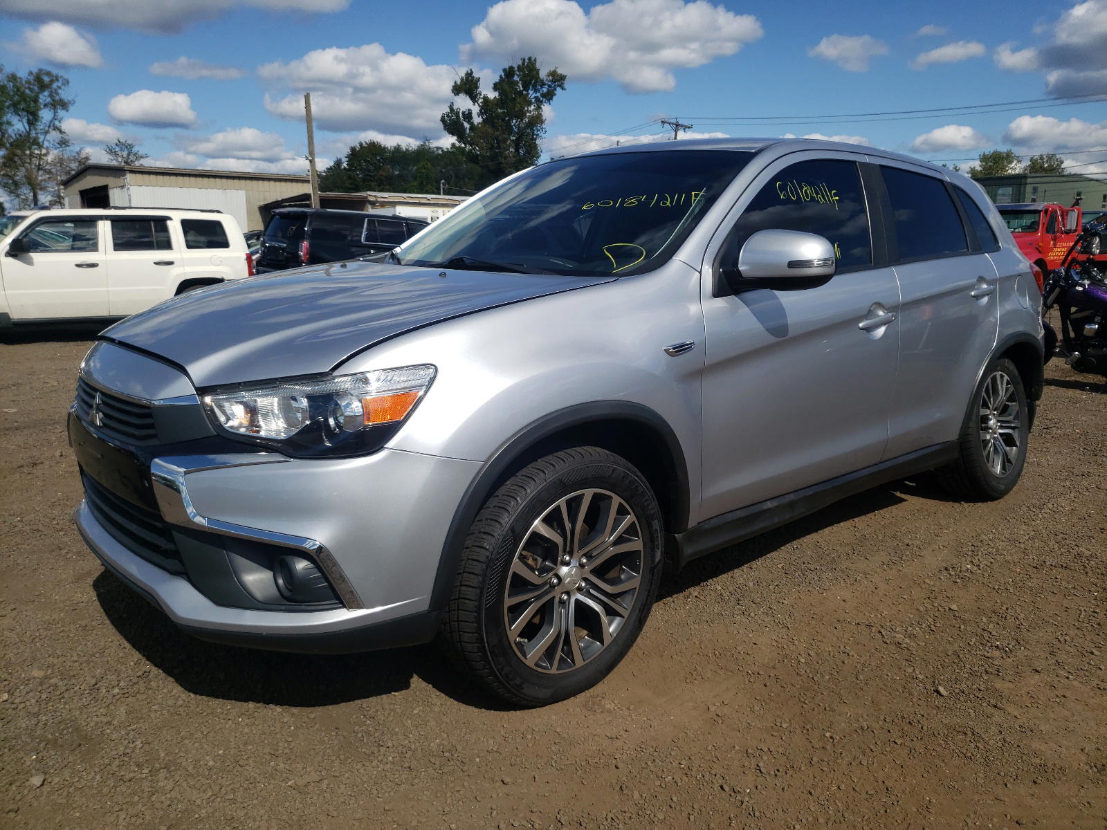 Photo 2 from auction – 2017 MITSUBISHI OUTLANDER with VIN JA4AR3AU1HZ005447