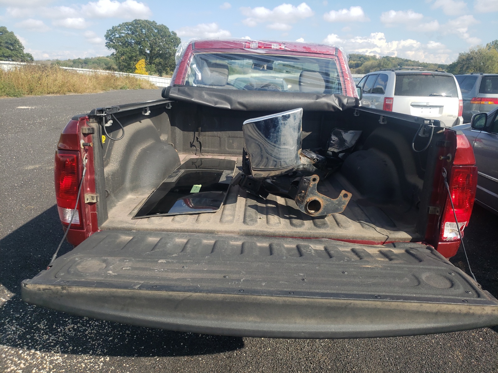 Photo 6 from auction – 2014 RAM 1500 SLT with VIN 3C6JR7BT9EG298469
