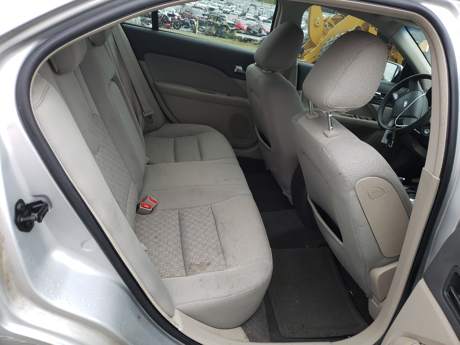 Photo 6 from auction – 2010 FORD FUSION SE with VIN 3FAHP0HA4AR237481