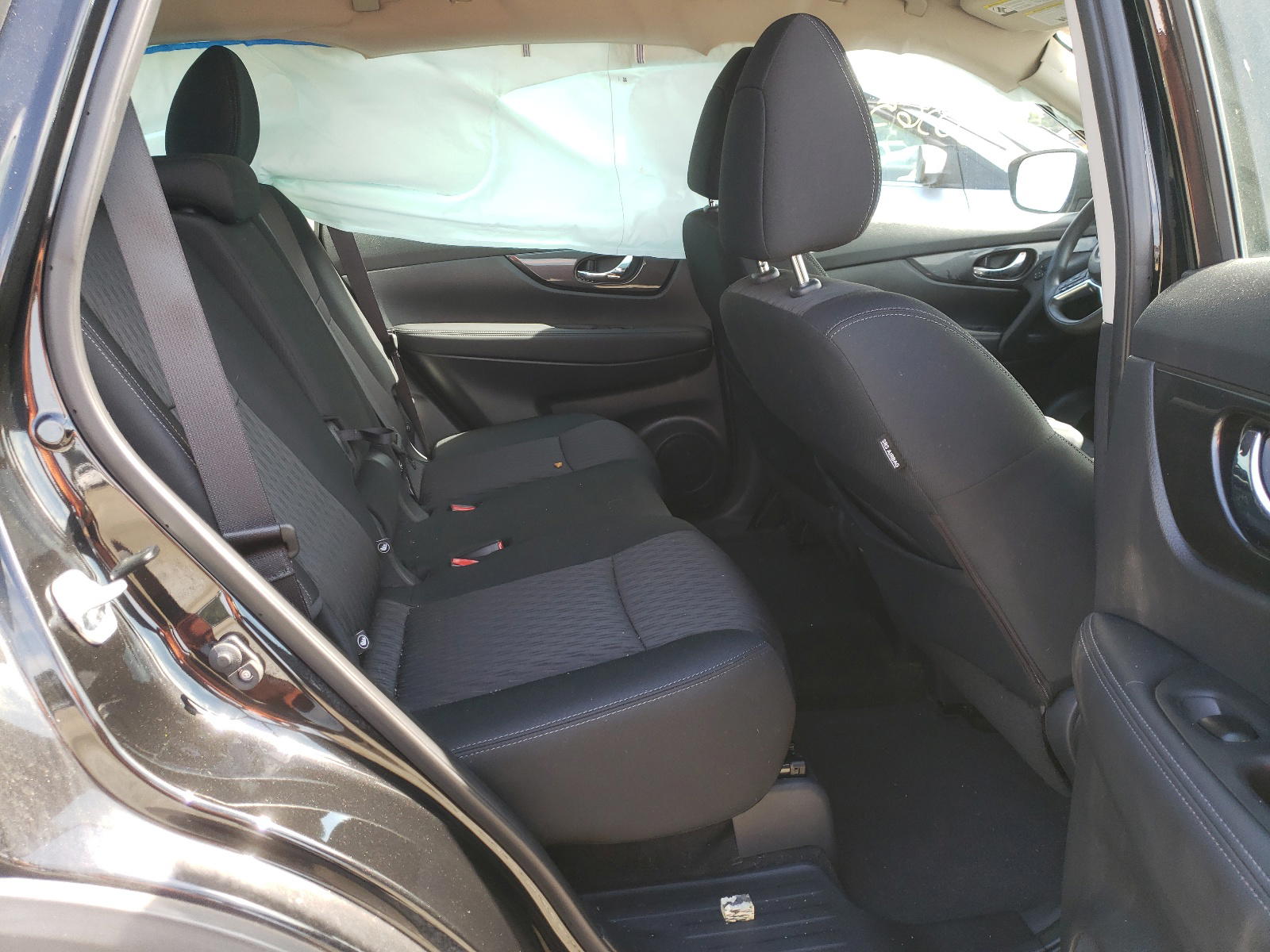 Photo 6 from auction – 2018 NISSAN ROGUE S with VIN KNMAT2MVXJP566754