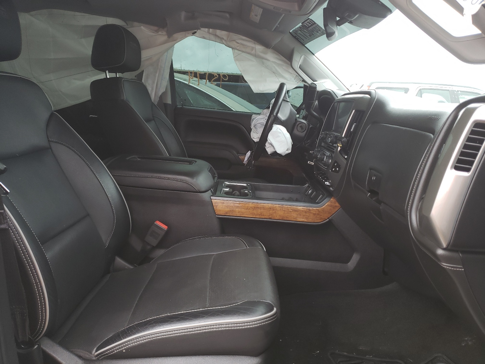 Photo 5 from auction – 2017 CHEVROLET SILVERADO with VIN 3GCUKTEJ7HG146546