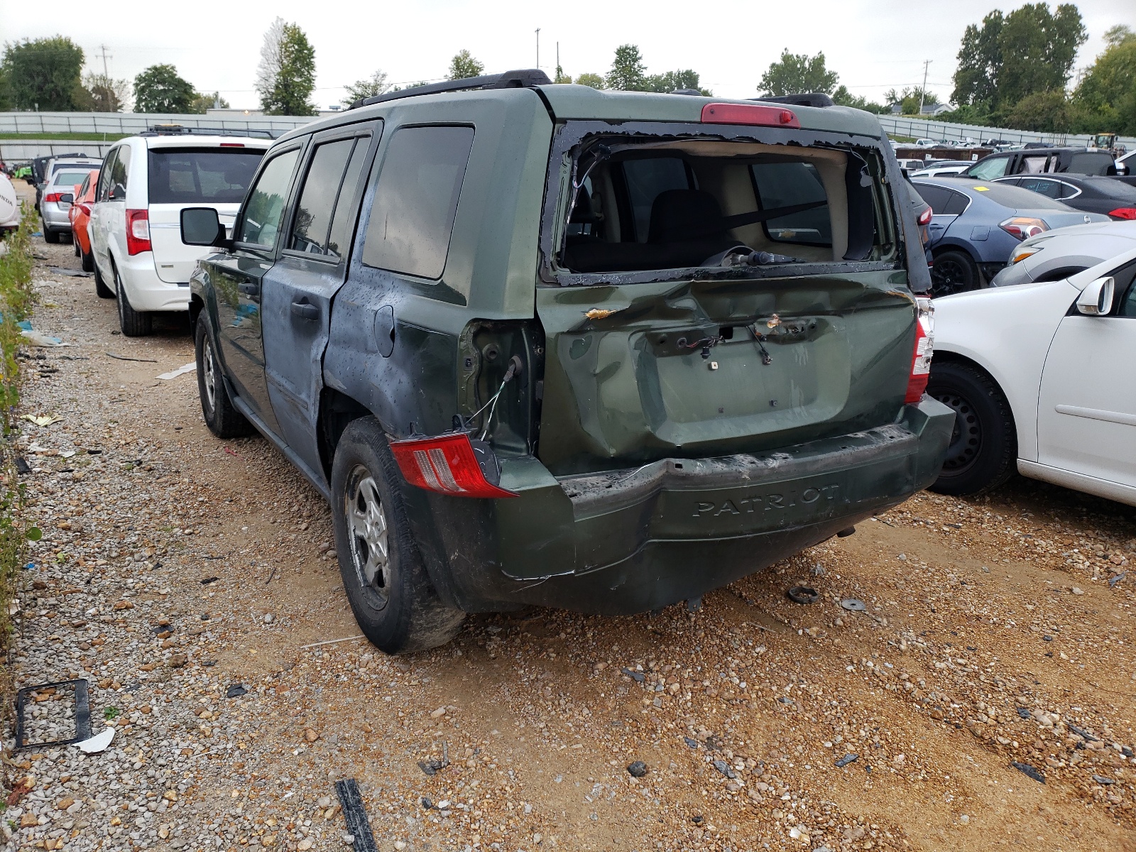 Photo 3 from auction – 2009 JEEP PATRIOT with VIN 1J4FT28B59D146381