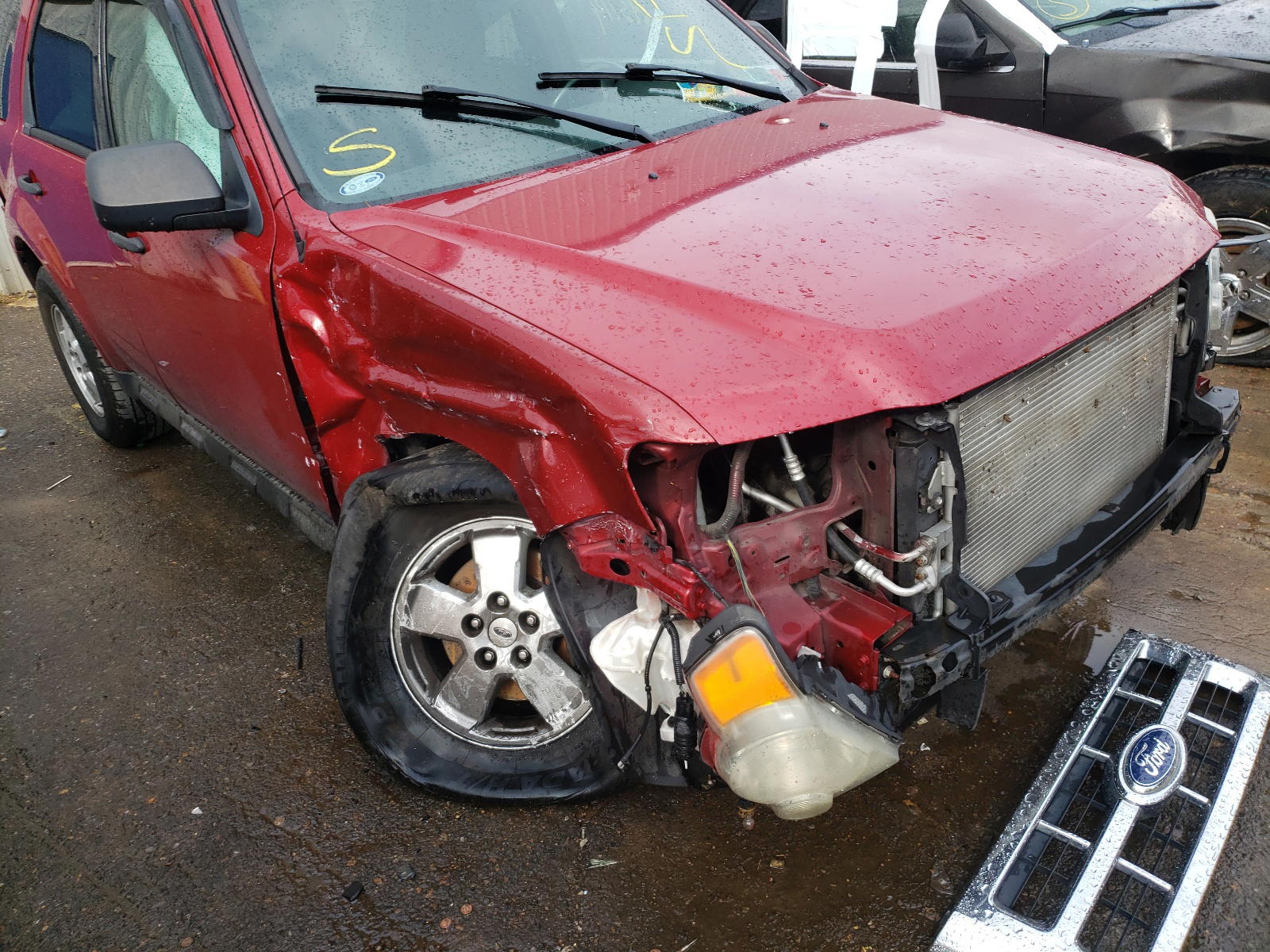 Photo 9 from auction – 2011 FORD ESCAPE with VIN 1FMCU9DG1BKA69229