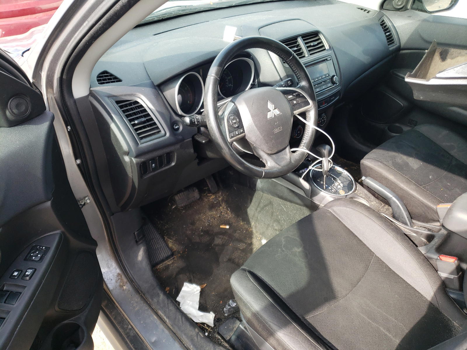 Photo 9 from auction – 2015 MITSUBISHI OUTLANDER with VIN 4A4AR3AU3FE001922