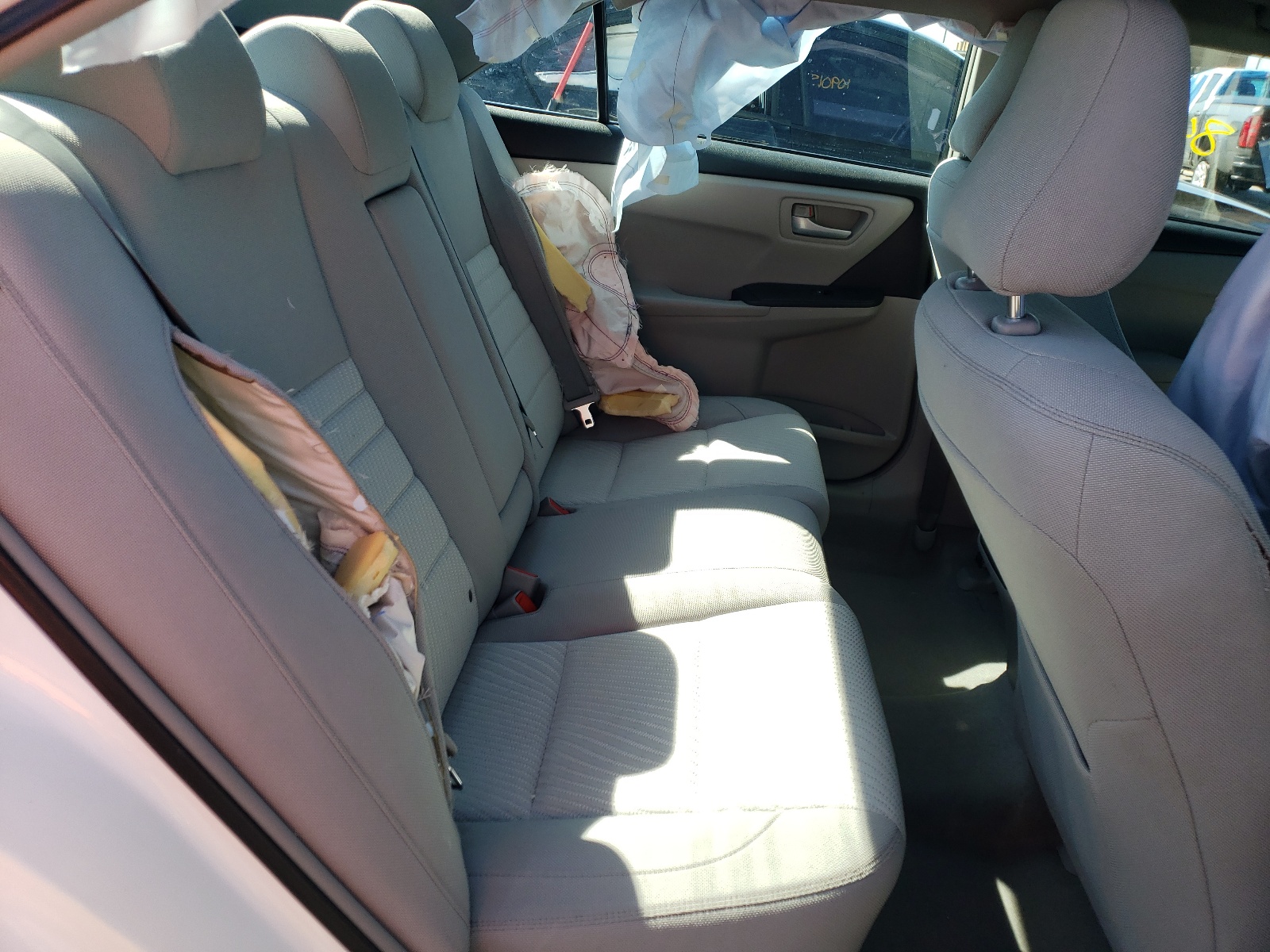 Photo 6 from auction – 2015 TOYOTA CAMRY LE with VIN 4T4BF1FKXFR486891