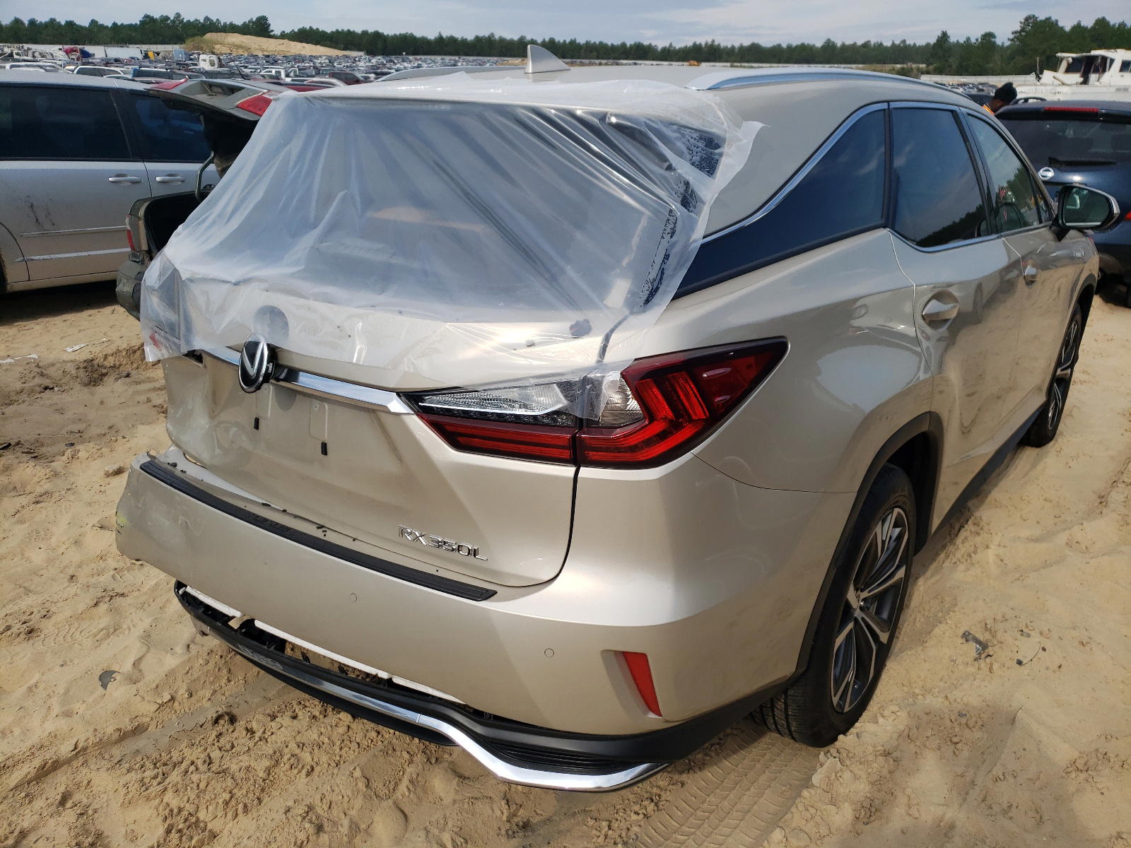 Photo 4 from auction – 2018 LEXUS RX 350 L with VIN JTJDZKCA8J2011306
