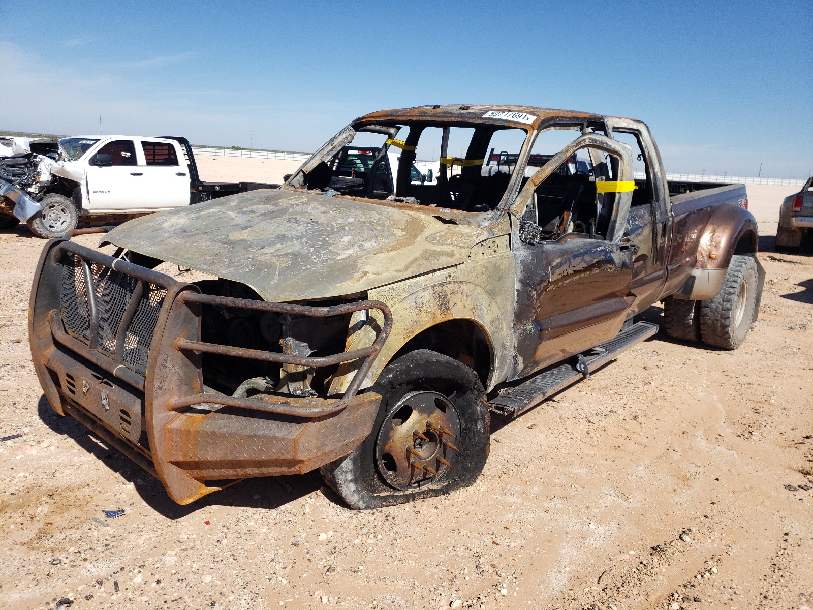 Photo 2 from auction – 2011 FORD F350 SUPER with VIN 1FT8W3DT9BEB38486
