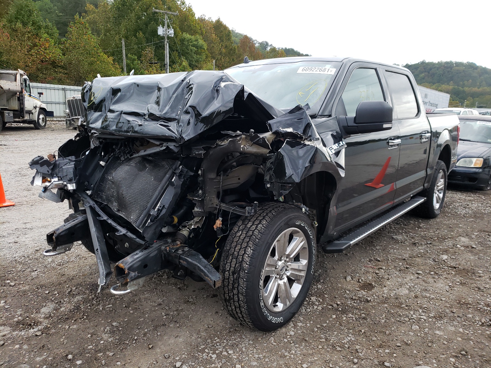 Photo 2 from auction – 2018 FORD F150 SUPER with VIN 1FTEW1E51JFE03532