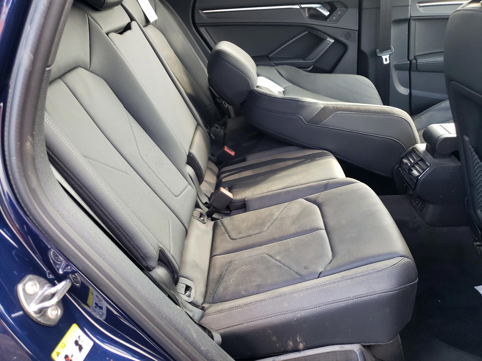Photo 6 from auction – 2022 AUDI Q3 PREMIUM with VIN WA1EECF37N1007789