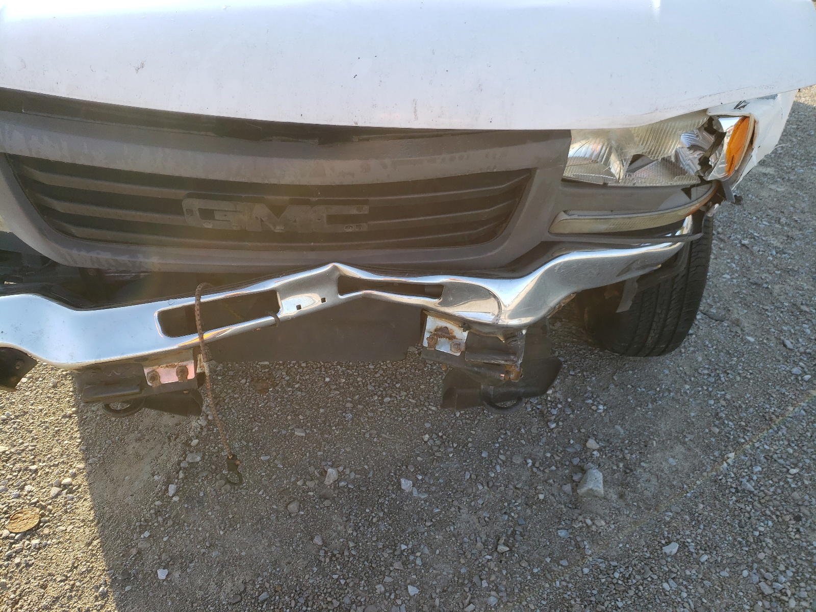 Photo 9 from auction – 2005 GMC NEW SIERRA with VIN 1GTEC19VX5Z231587