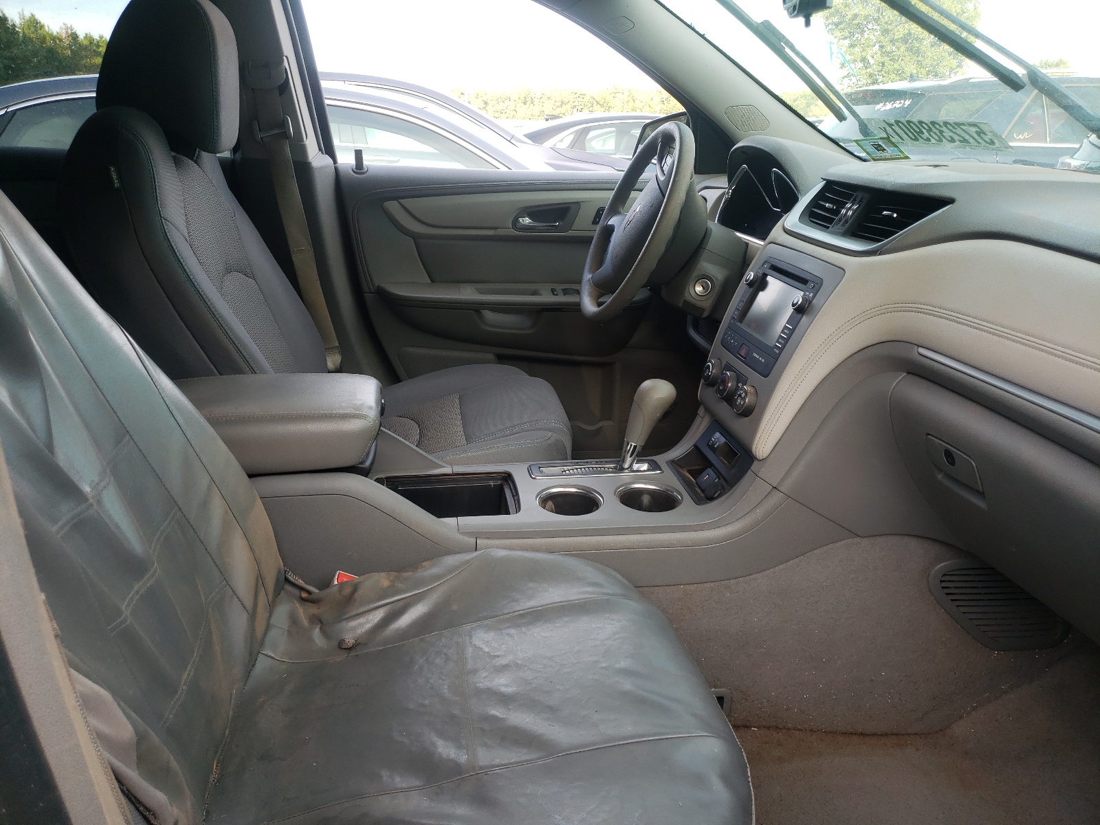 Zdjęcie 5 z aukcji – 2015 CHEVROLET TRAVERSE L z VIN 1GNKVFKD3FJ320520