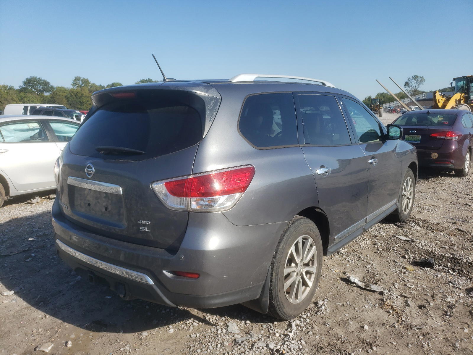 Photo 4 from auction – 2016 NISSAN PATHFINDER with VIN 5N1AR2MN4GC627249
