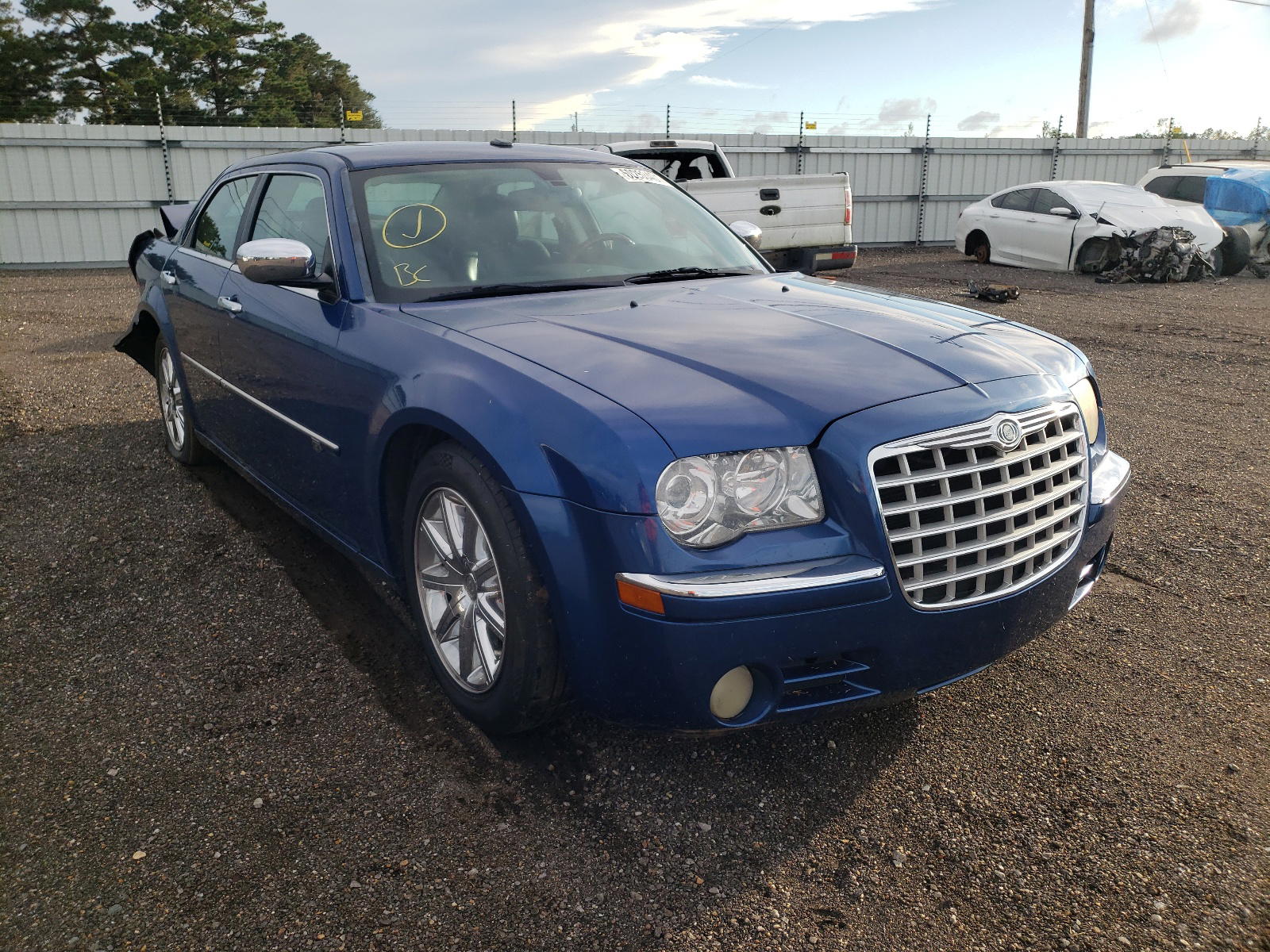 CHRYSLER 300C 2009 with VIN 2C3LA63T09H600517 - Photo from auction
