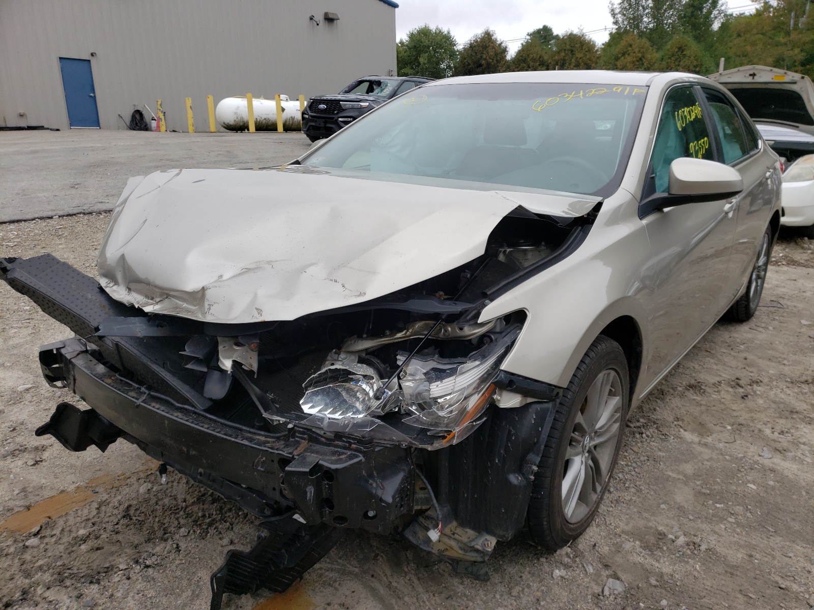 Photo 2 from auction – 2017 TOYOTA CAMRY LE with VIN 4T1BF1FK0HU306153