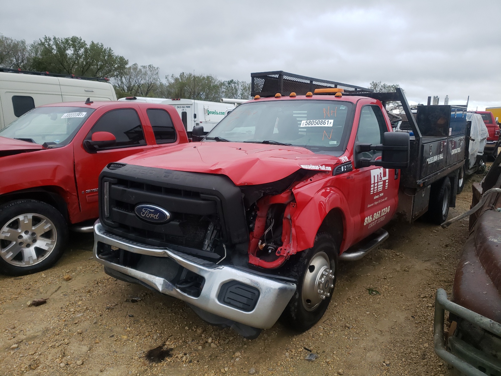 Photo 2 from auction – 2014 FORD F350 SUPER with VIN 1FDRF3G69EEB77864